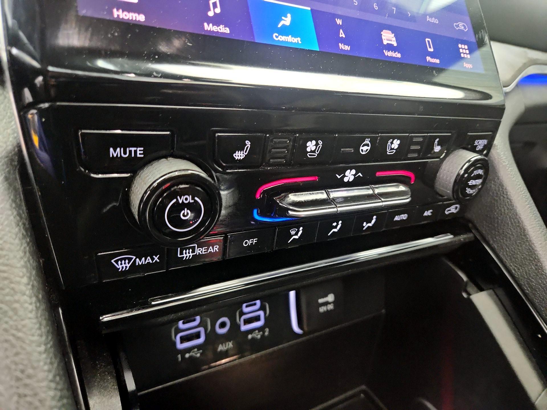 Thumbnail: 2023 Jeep Grand Cherokee L - 17