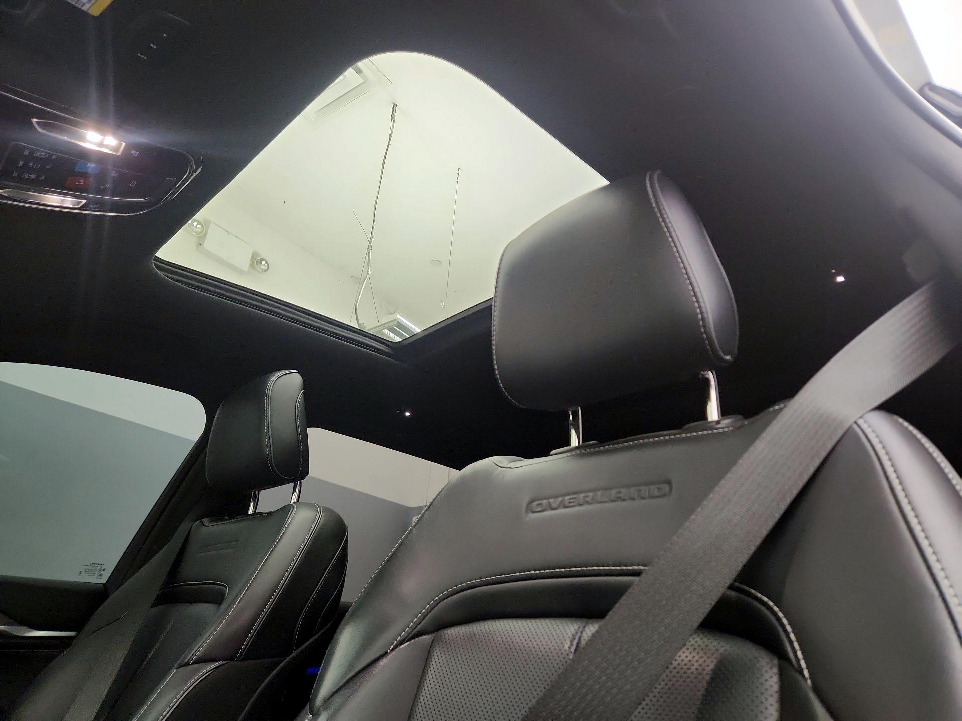 Thumbnail: 2023 Jeep Grand Cherokee L - 20