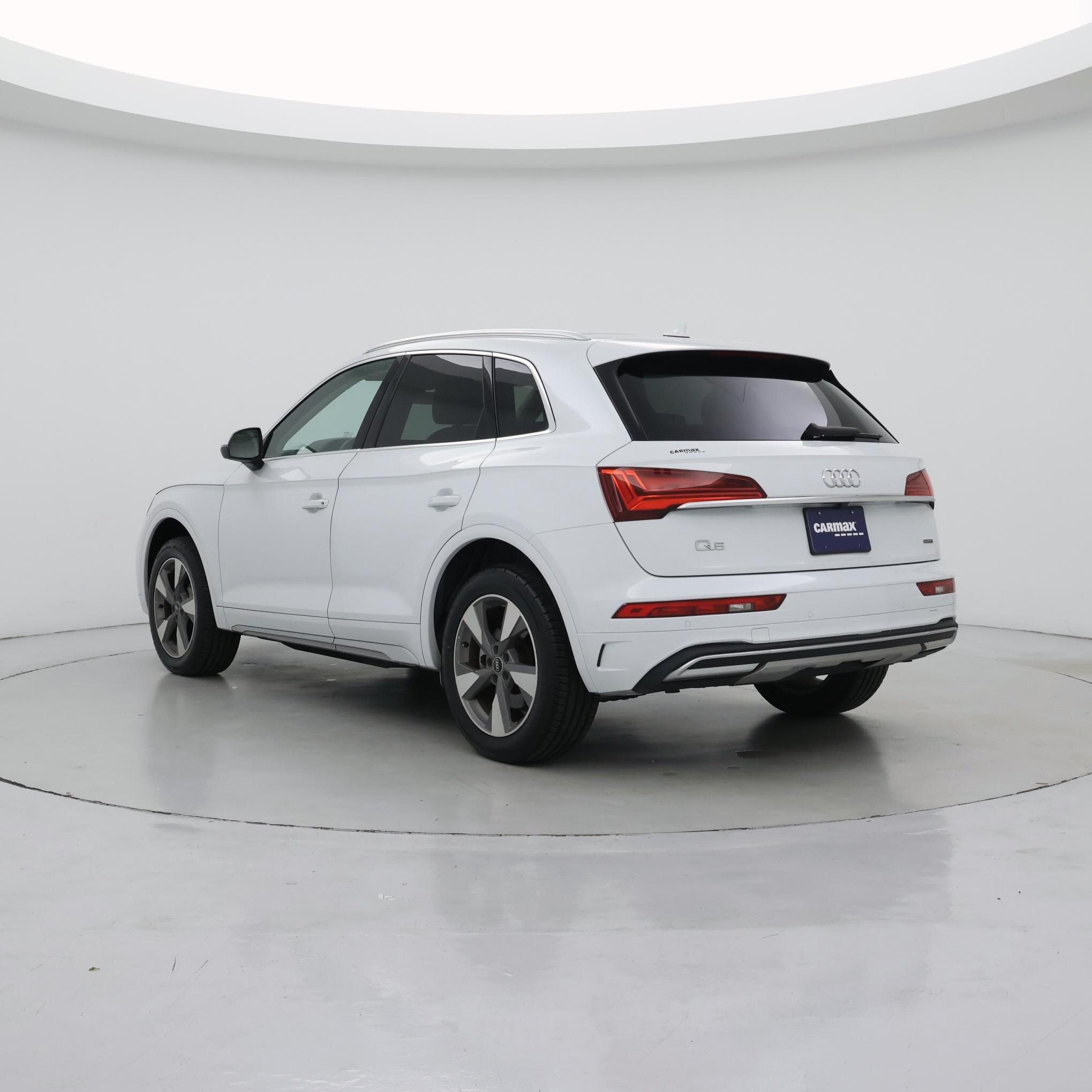 Thumbnail: 2022 Audi Q5 - 2