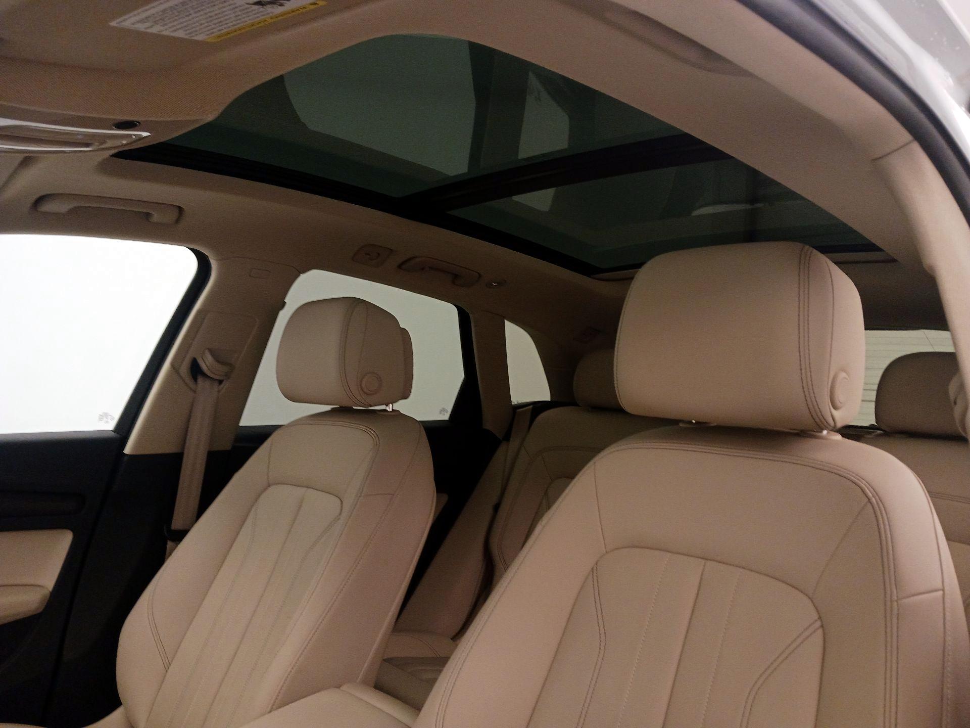 Thumbnail: 2022 Audi Q5 - 19