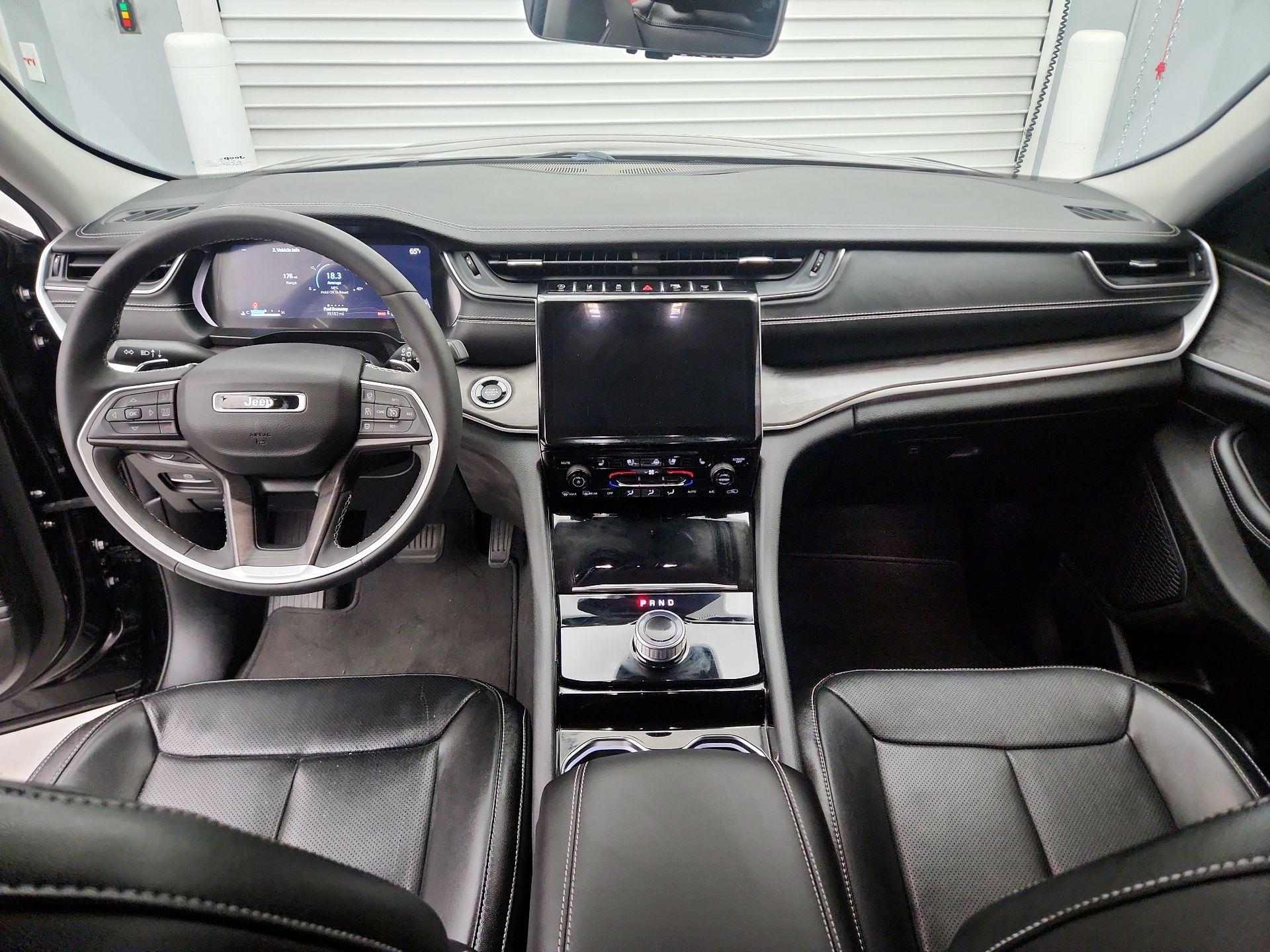 Thumbnail: 2023 Jeep Grand Cherokee - 9