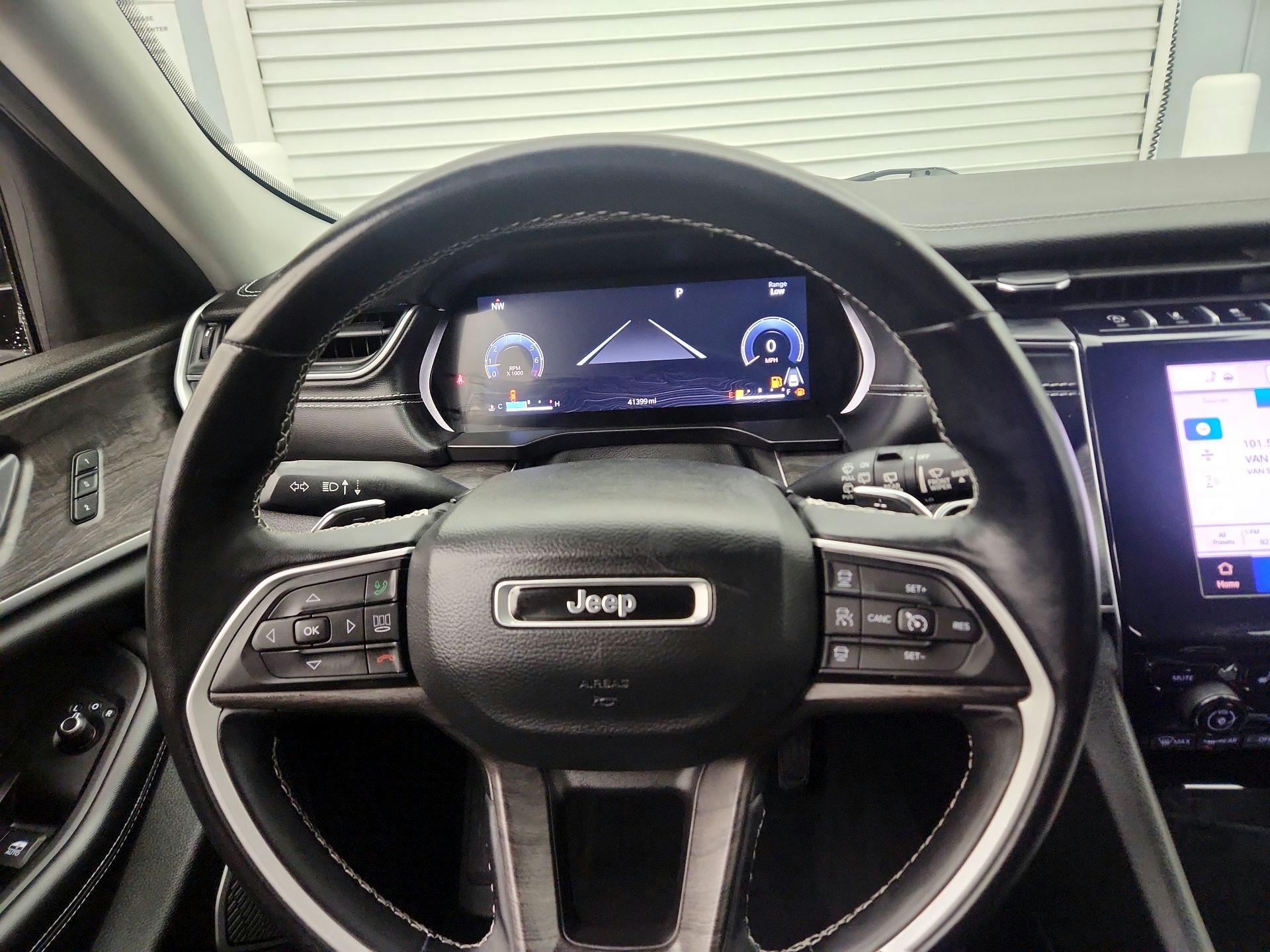 Thumbnail: 2022 Jeep Grand Cherokee - 10