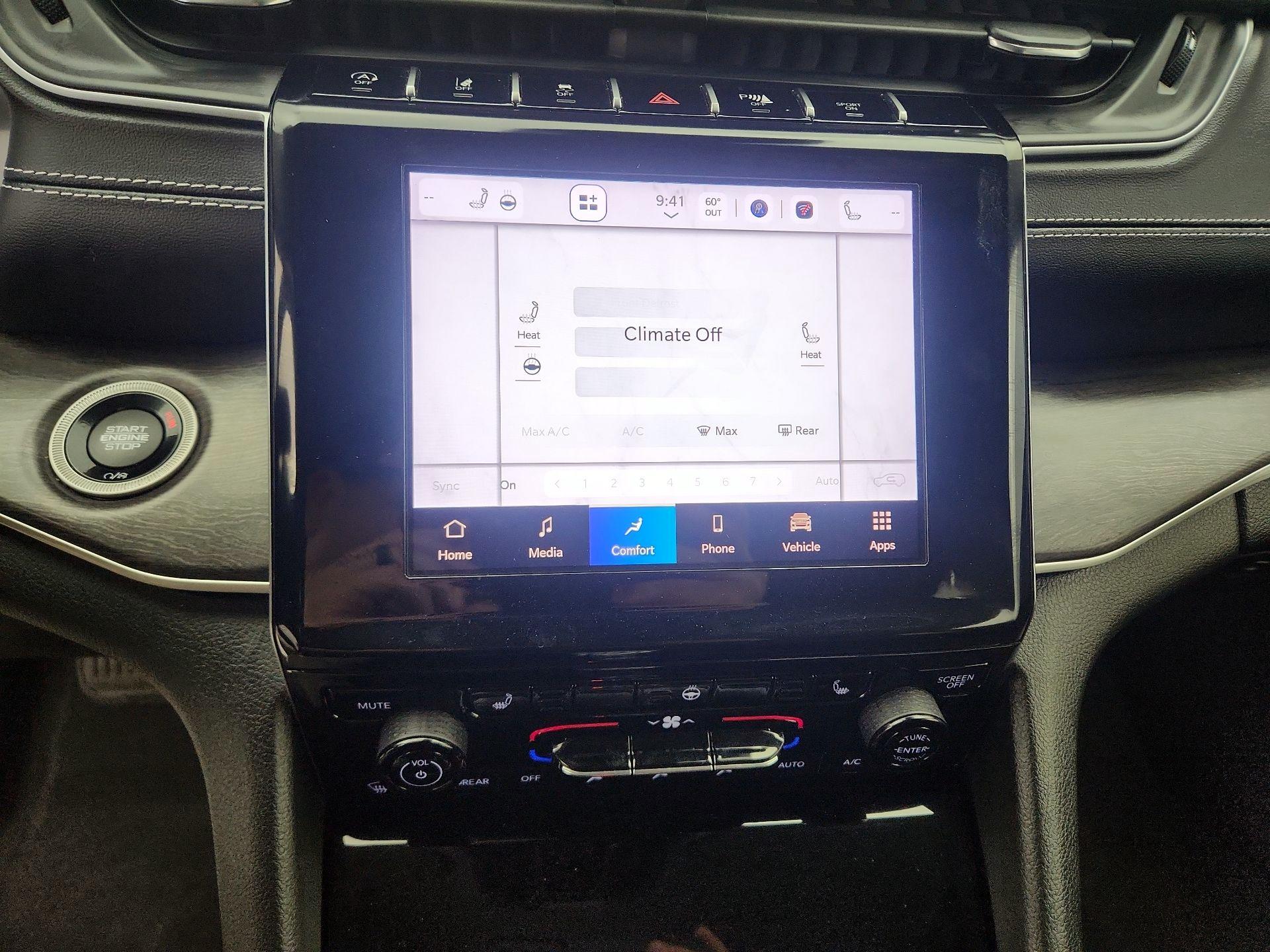 Thumbnail: 2022 Jeep Grand Cherokee - 16