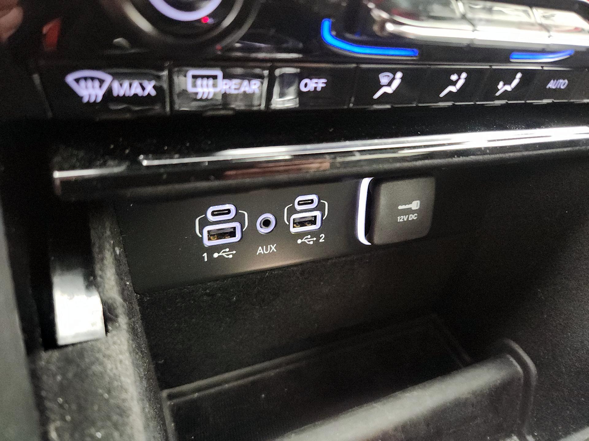 Thumbnail: 2022 Jeep Grand Cherokee - 18