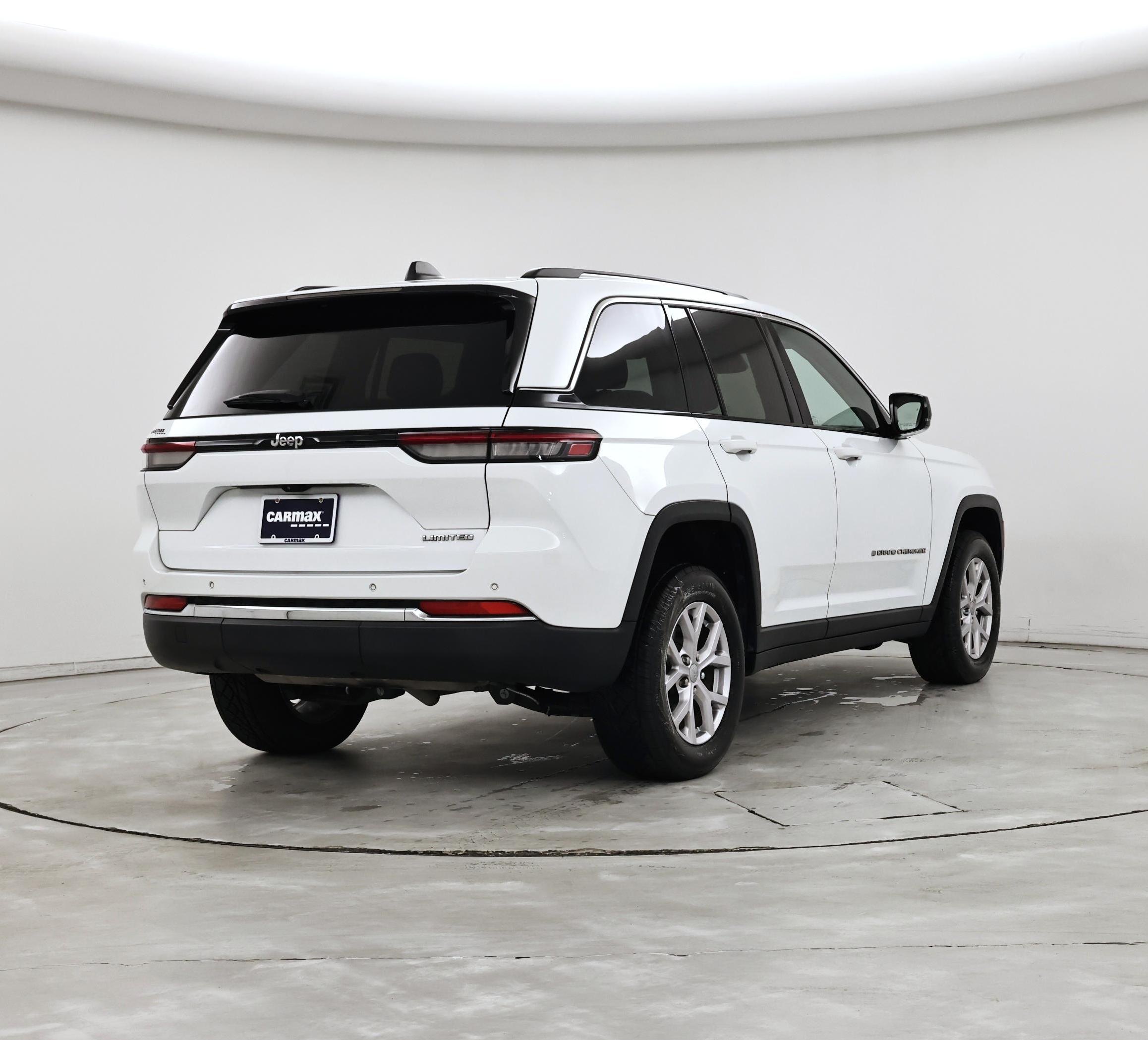 Thumbnail: 2022 Jeep Grand Cherokee - 8