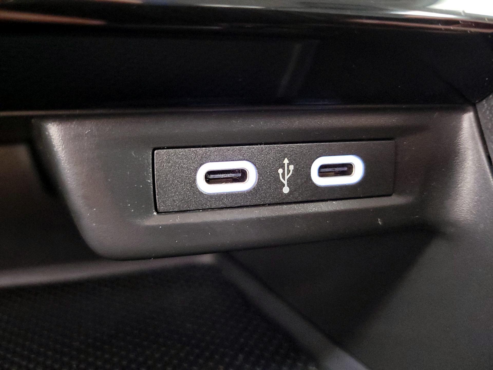 Thumbnail: 2023 Volkswagen Jetta - 18