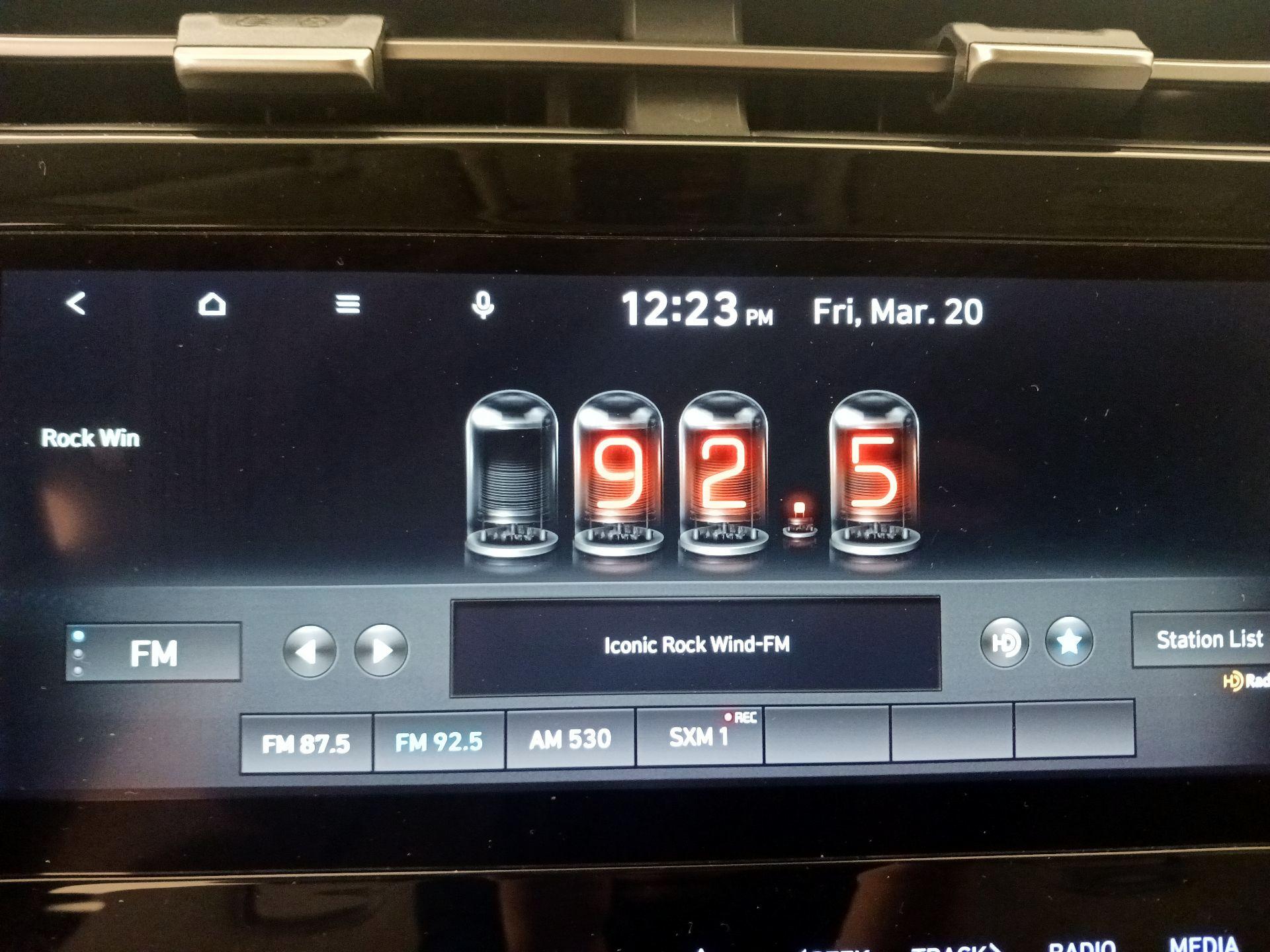 Thumbnail: 2022 Hyundai Tucson - 16