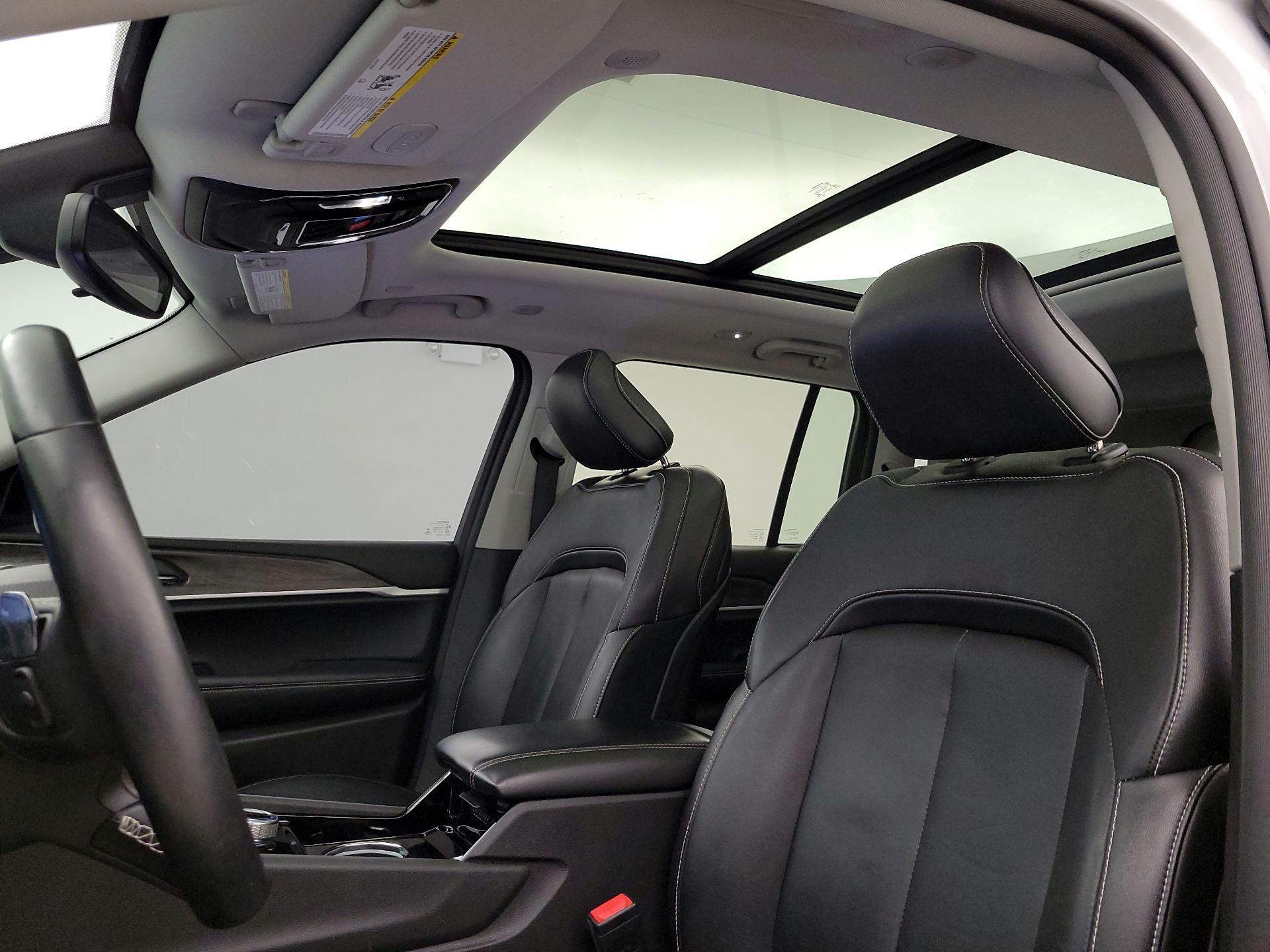 Thumbnail: 2022 Jeep Grand Cherokee - 19