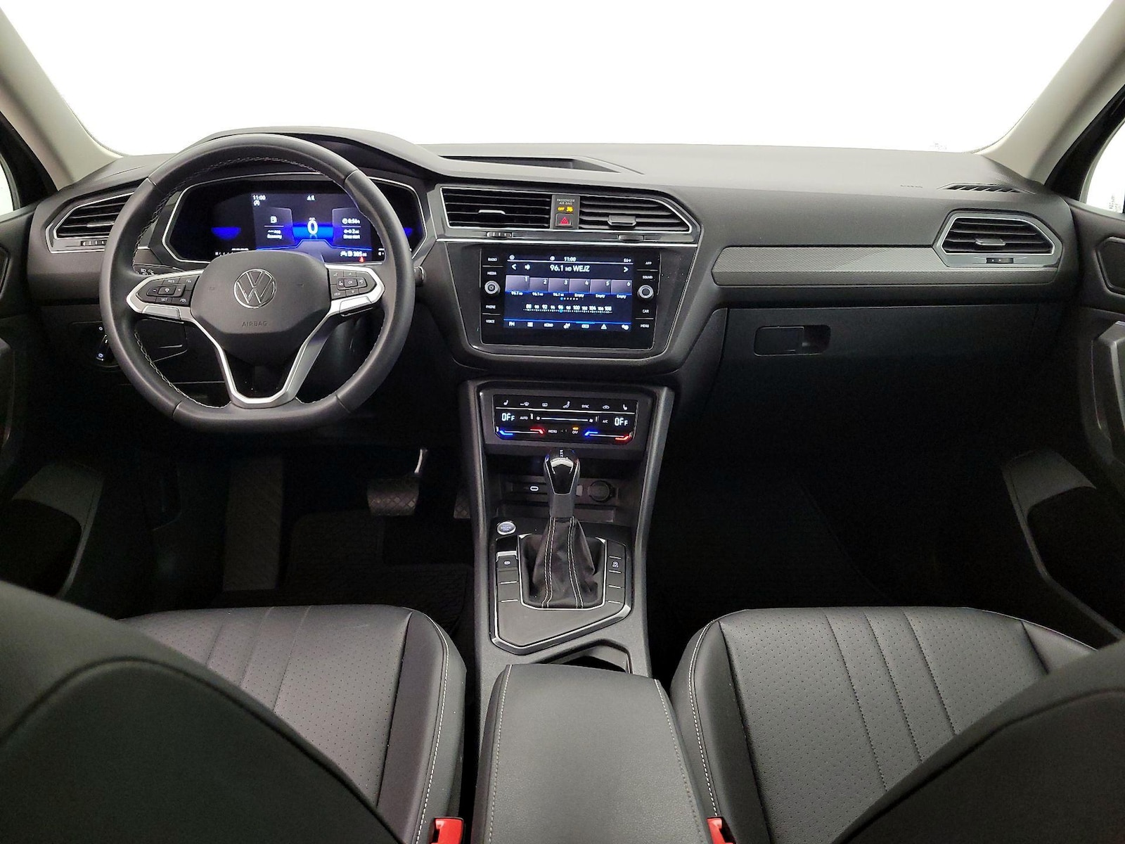 2023 Volkswagen Tiguan SE - Photo 10