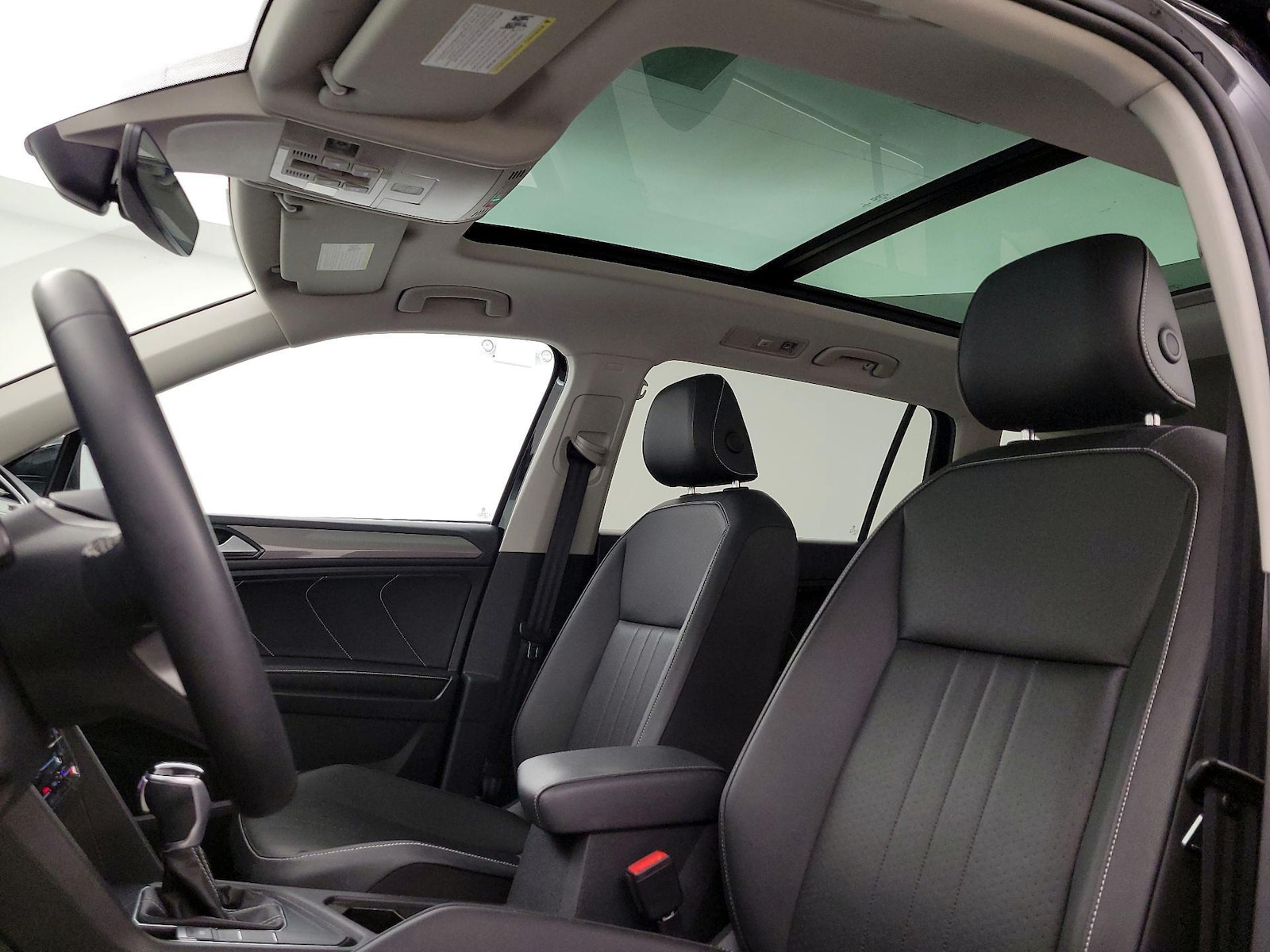 2023 Volkswagen Tiguan SE - Photo 20