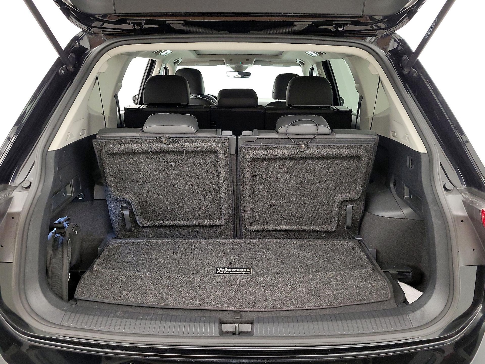 2023 Volkswagen Tiguan SE - Photo 23