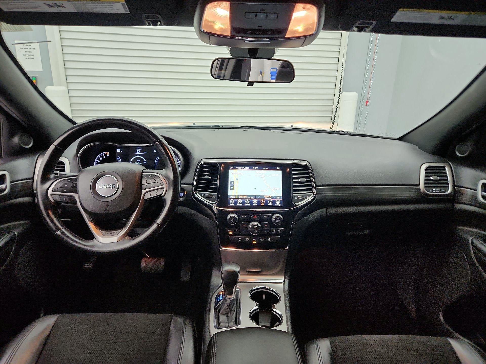 Thumbnail: 2021 Jeep Grand Cherokee - 9