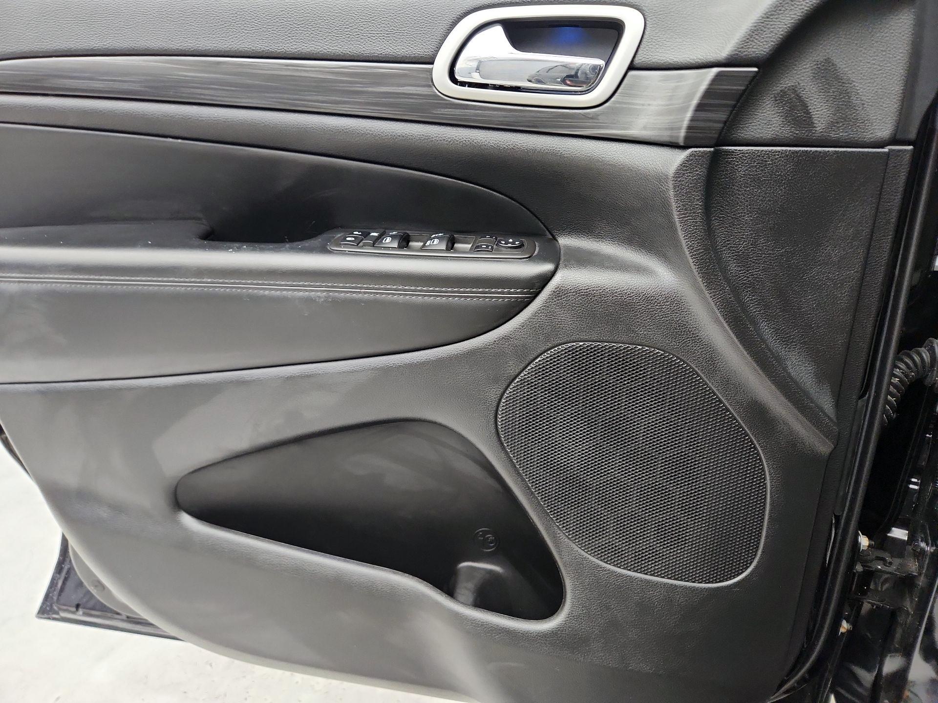 Thumbnail: 2021 Jeep Grand Cherokee - 12