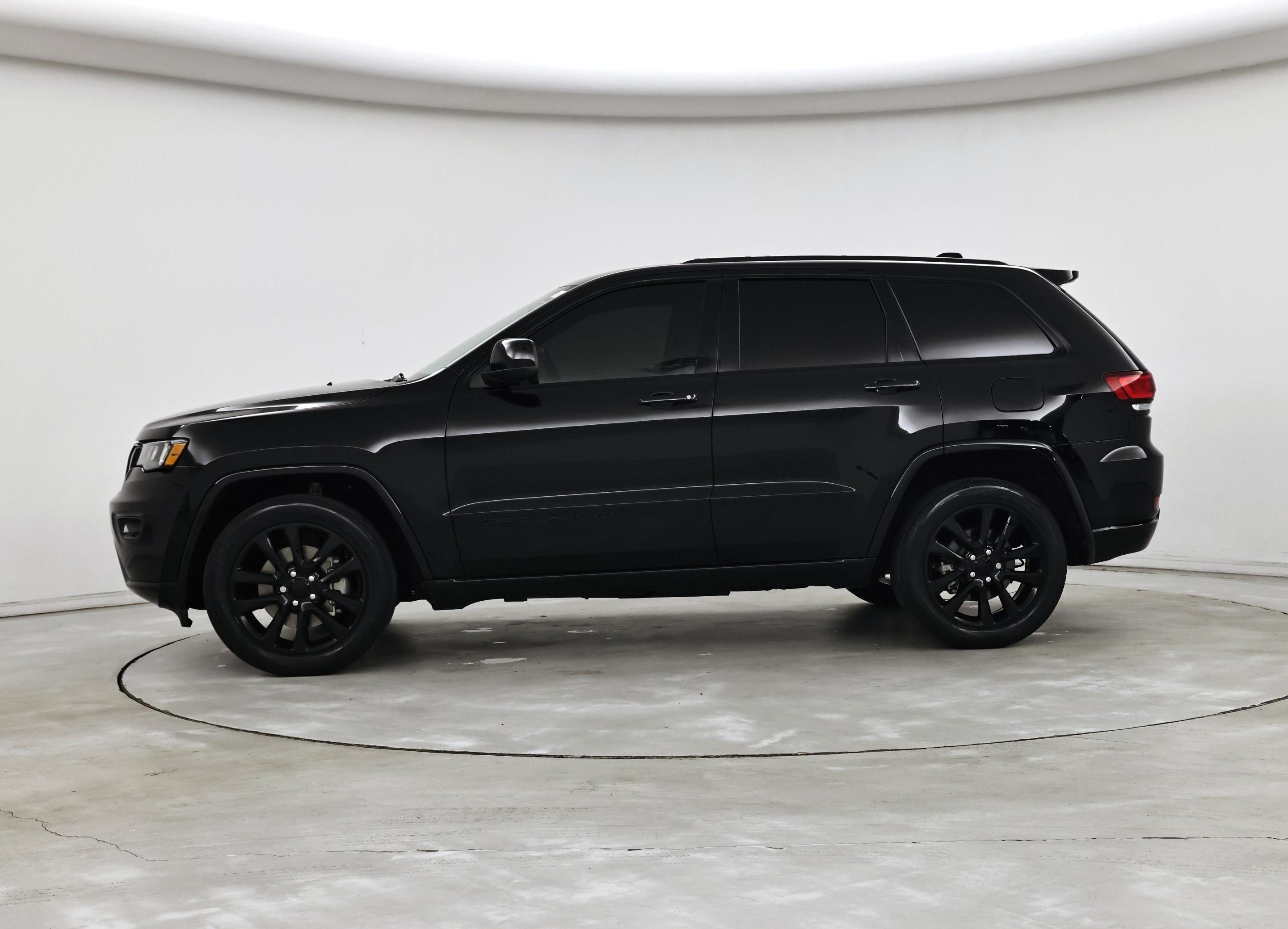 Thumbnail: 2021 Jeep Grand Cherokee - 3