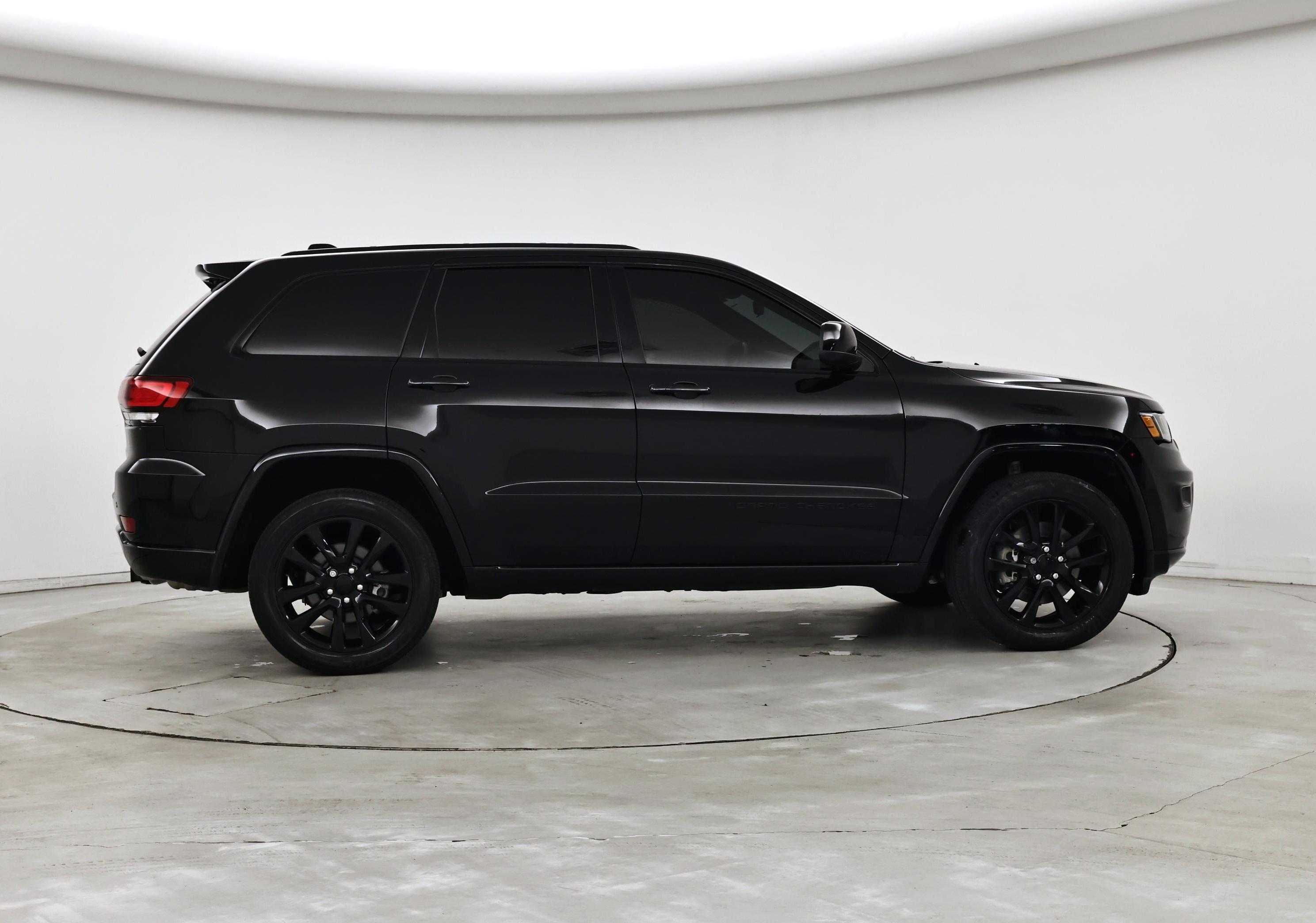 Thumbnail: 2021 Jeep Grand Cherokee - 7