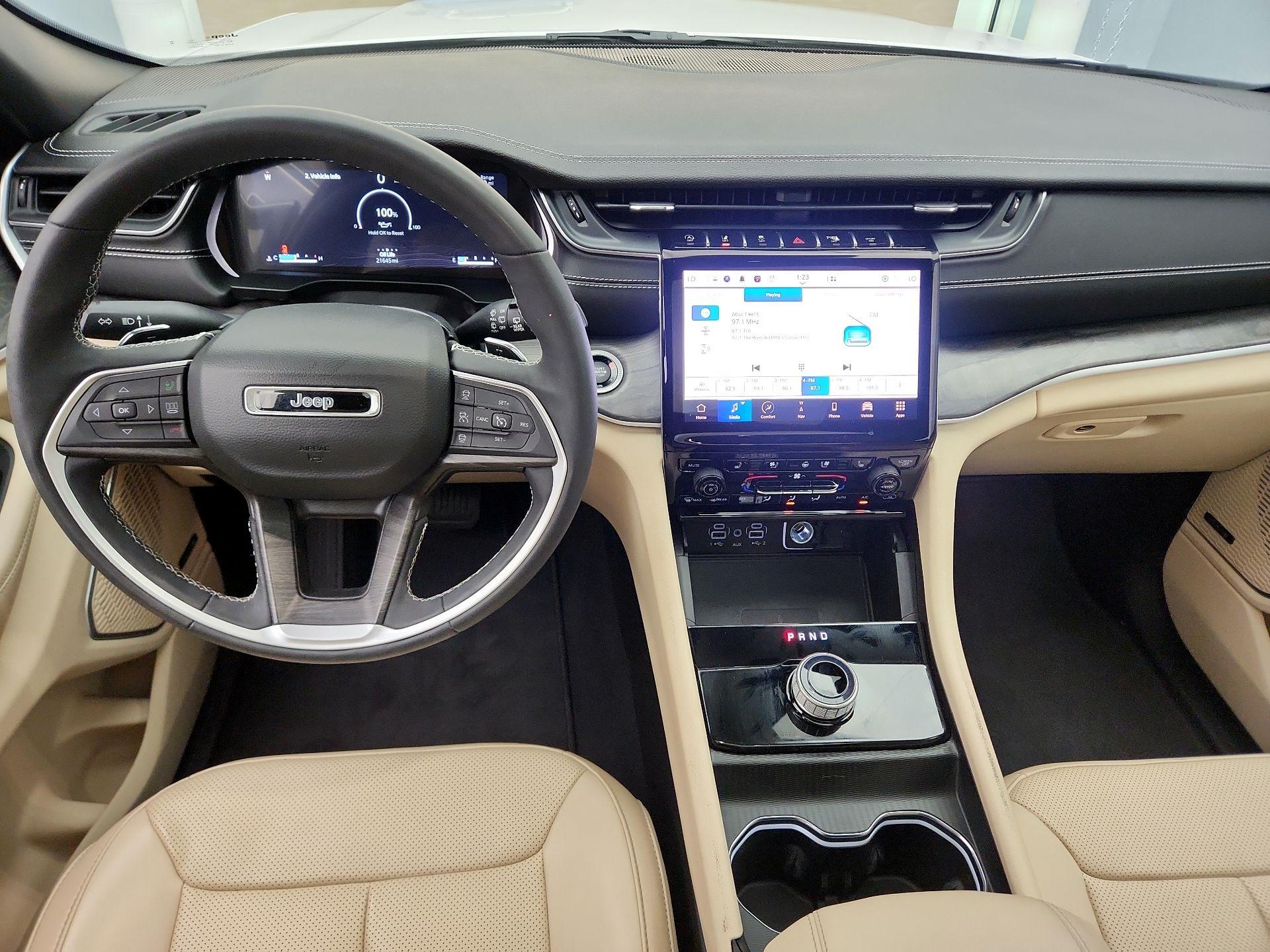 Thumbnail: 2023 Jeep Grand Cherokee - 9