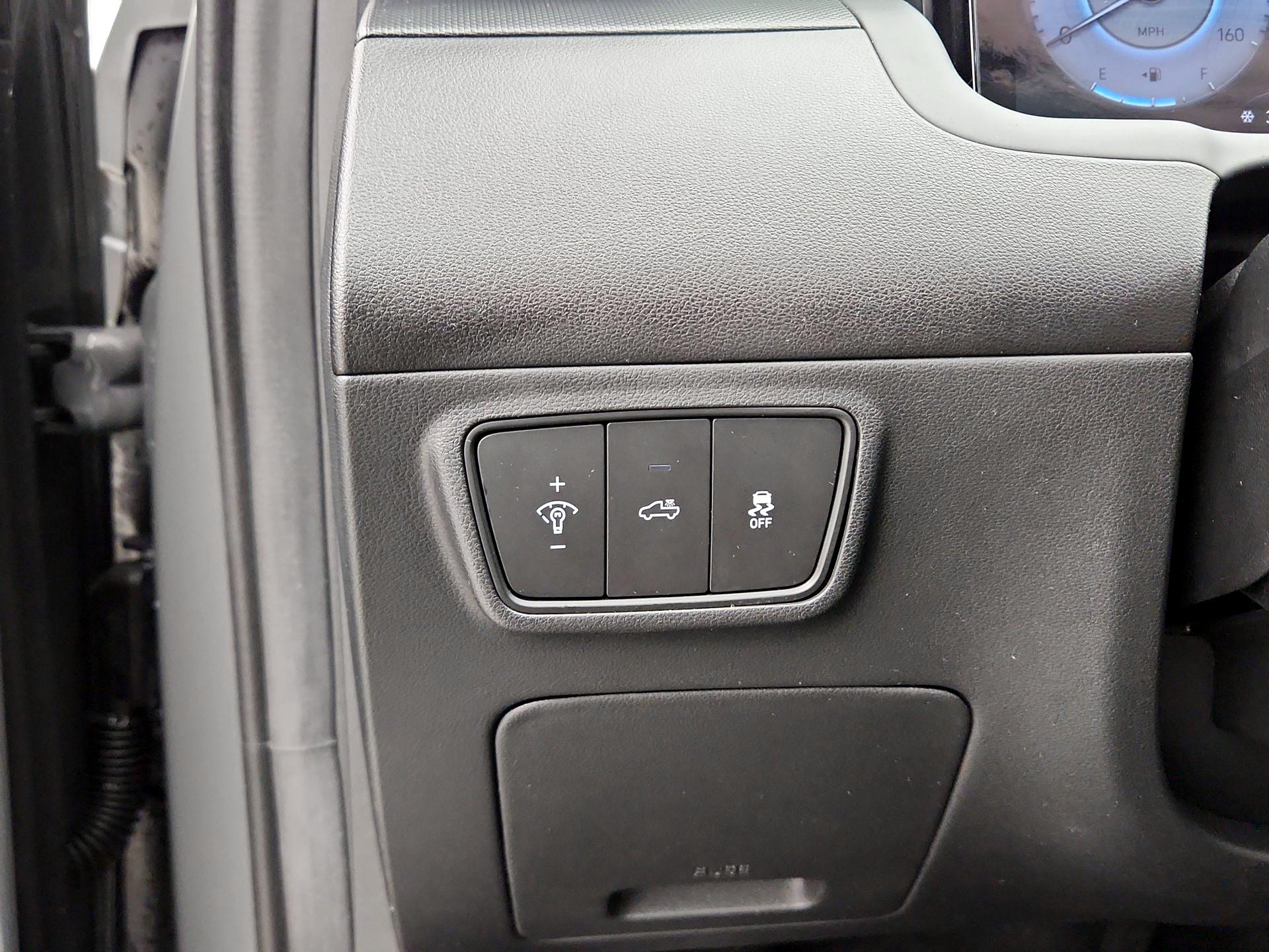 Thumbnail: 2022 Hyundai Santa Cruz - 13