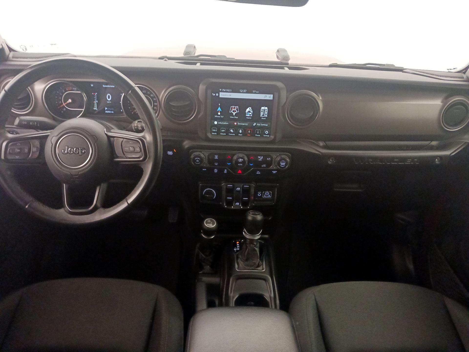 Thumbnail: 2021 Jeep Wrangler - 9