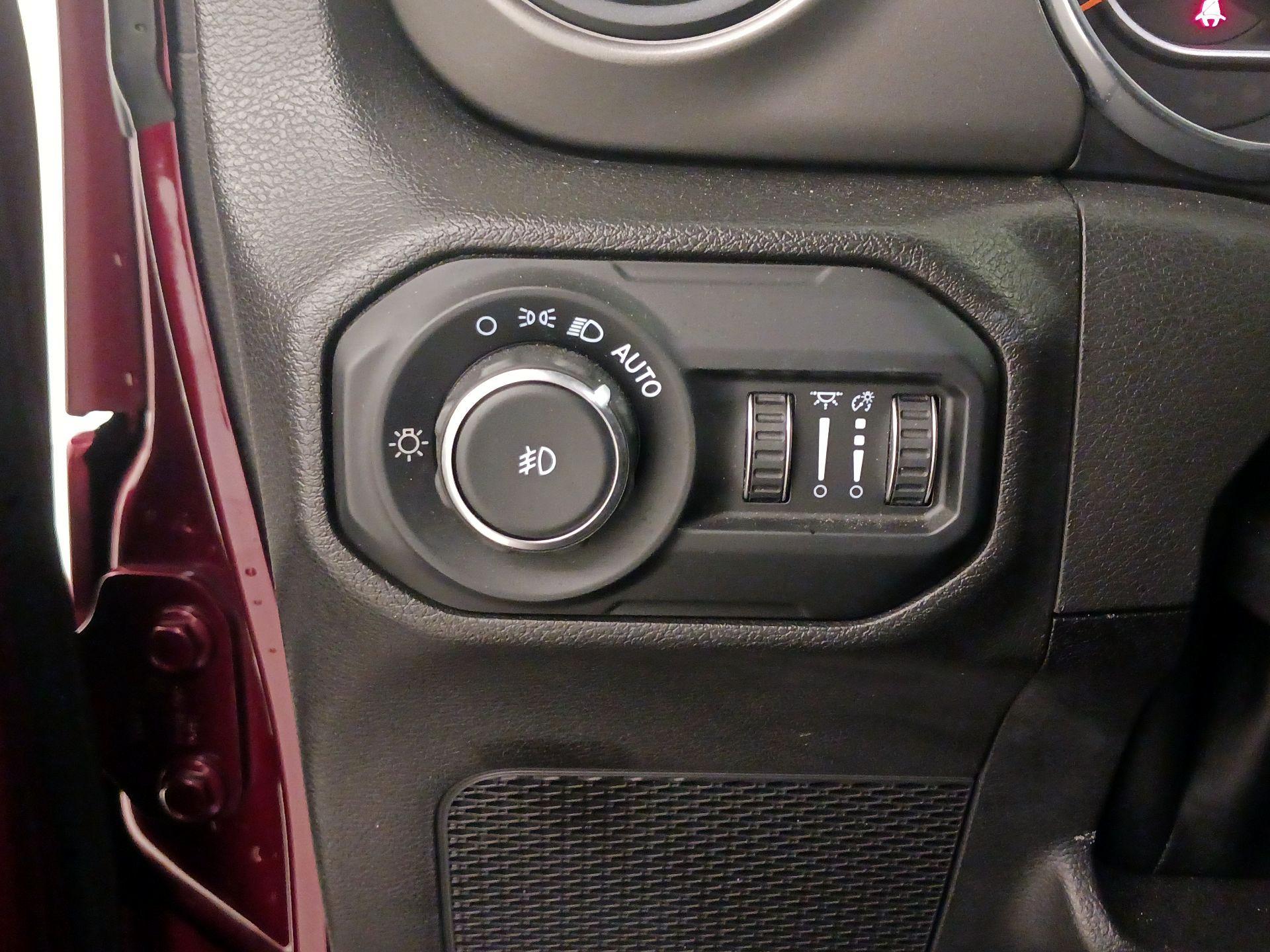 Thumbnail: 2021 Jeep Wrangler - 13