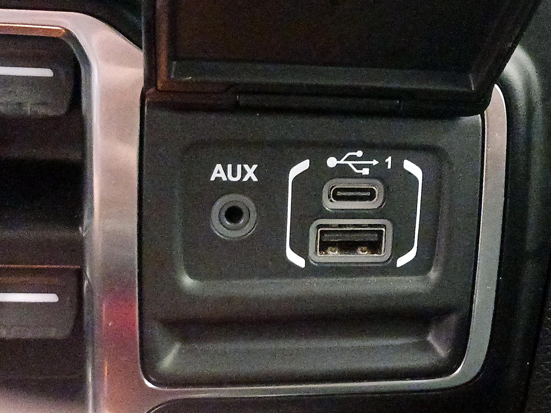 Thumbnail: 2021 Jeep Wrangler - 19