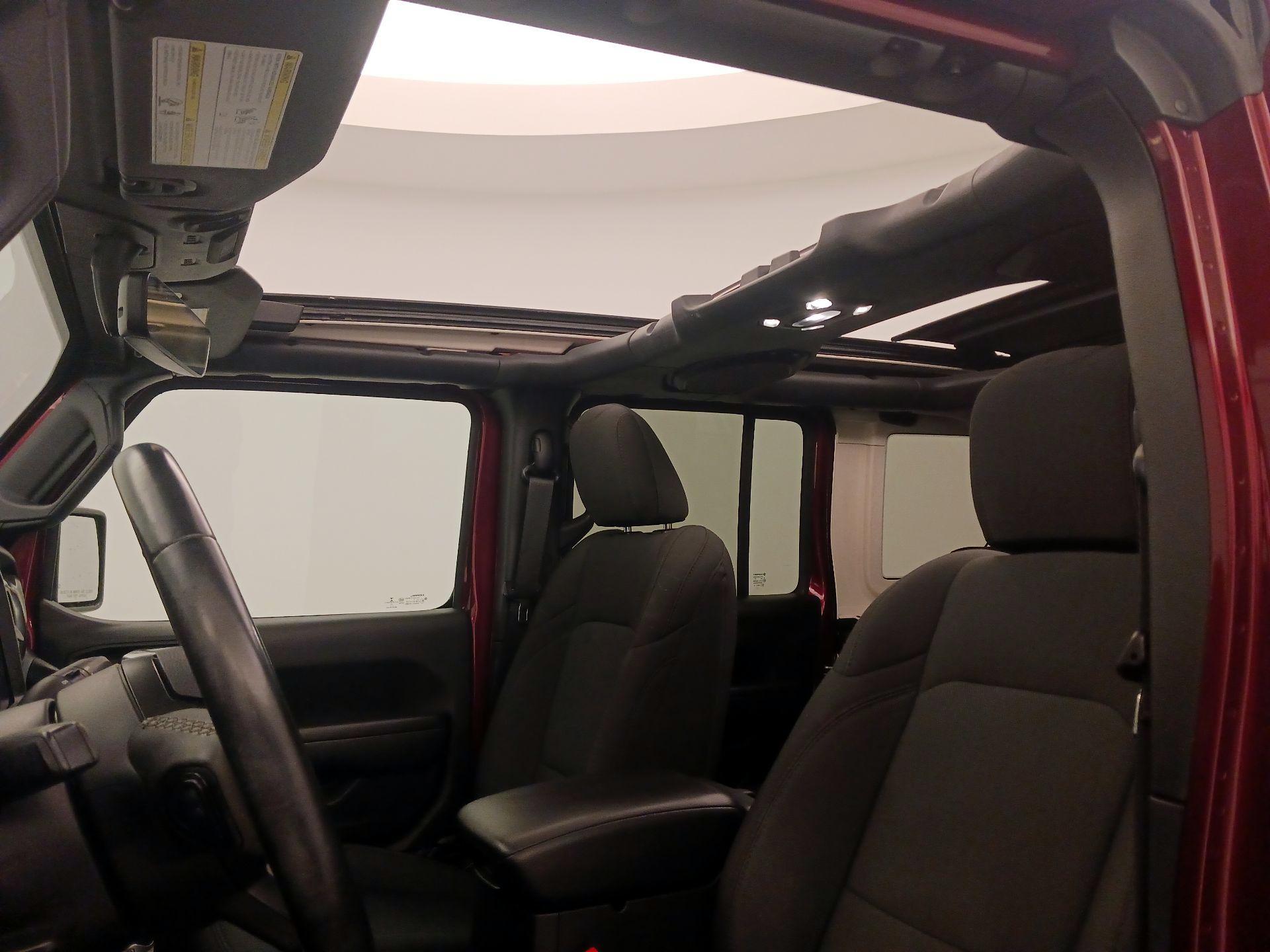 Thumbnail: 2021 Jeep Wrangler - 20