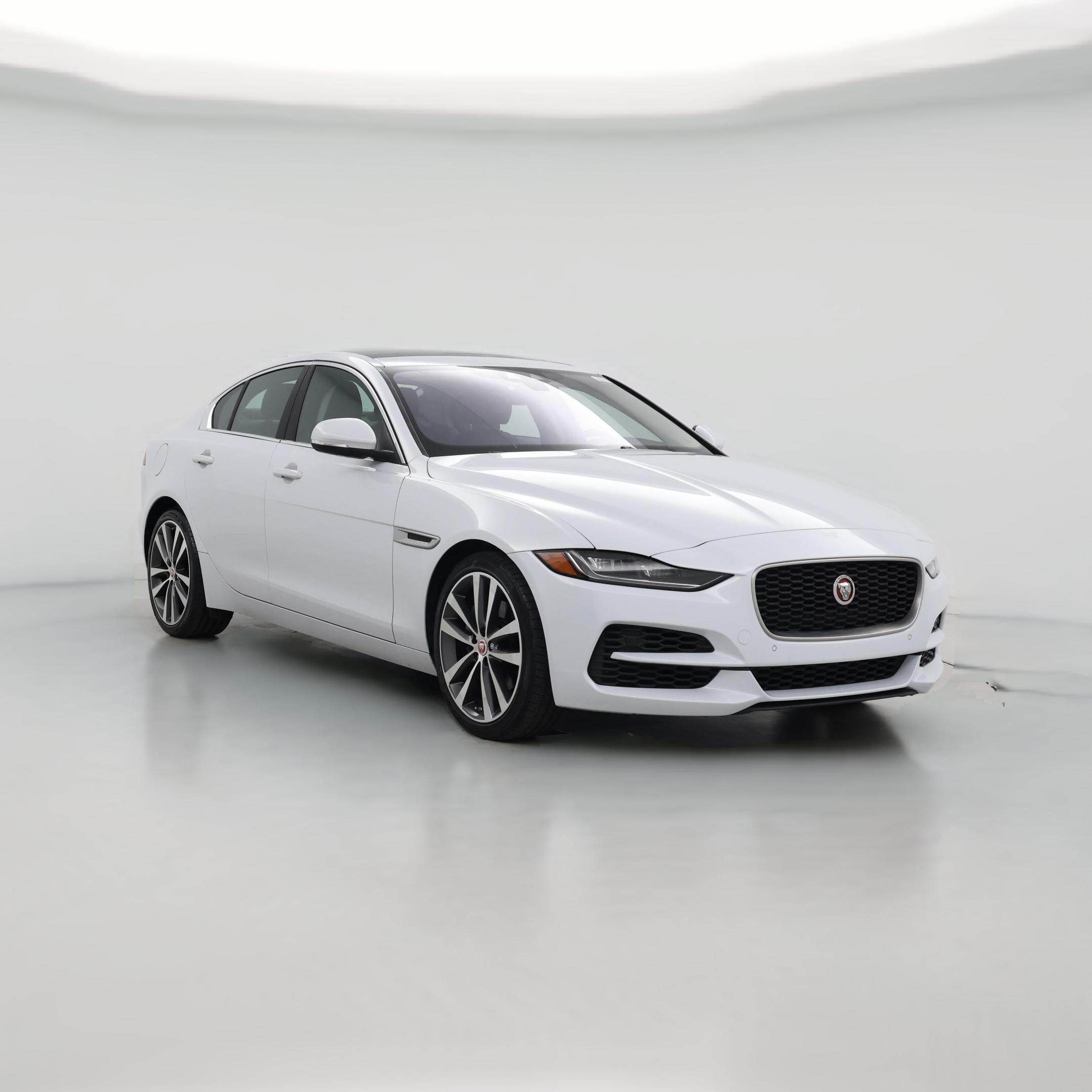 Thumbnail: 2020 Jaguar XE - 1