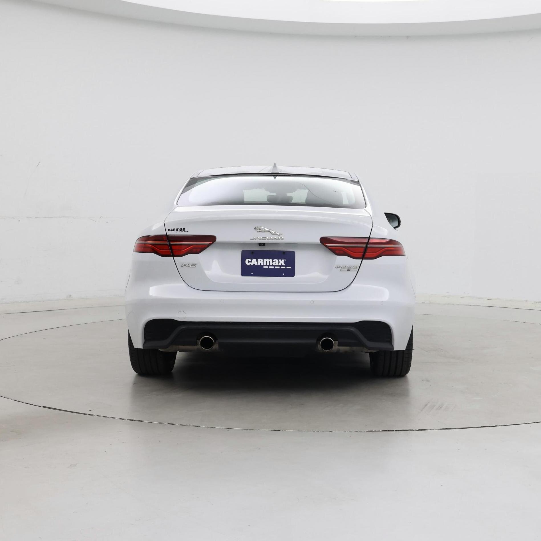 Thumbnail: 2020 Jaguar XE - 6