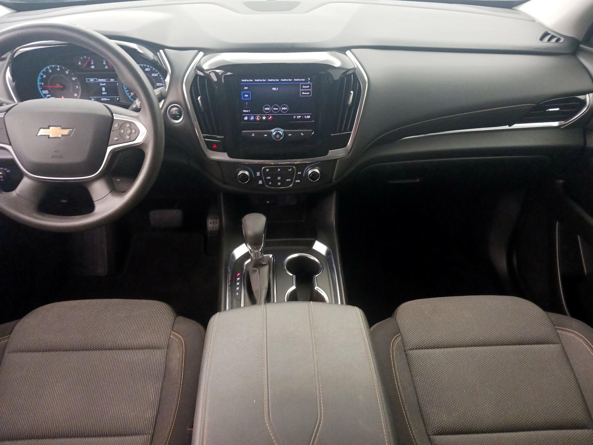 Thumbnail: 2021 Chevrolet Traverse - 9