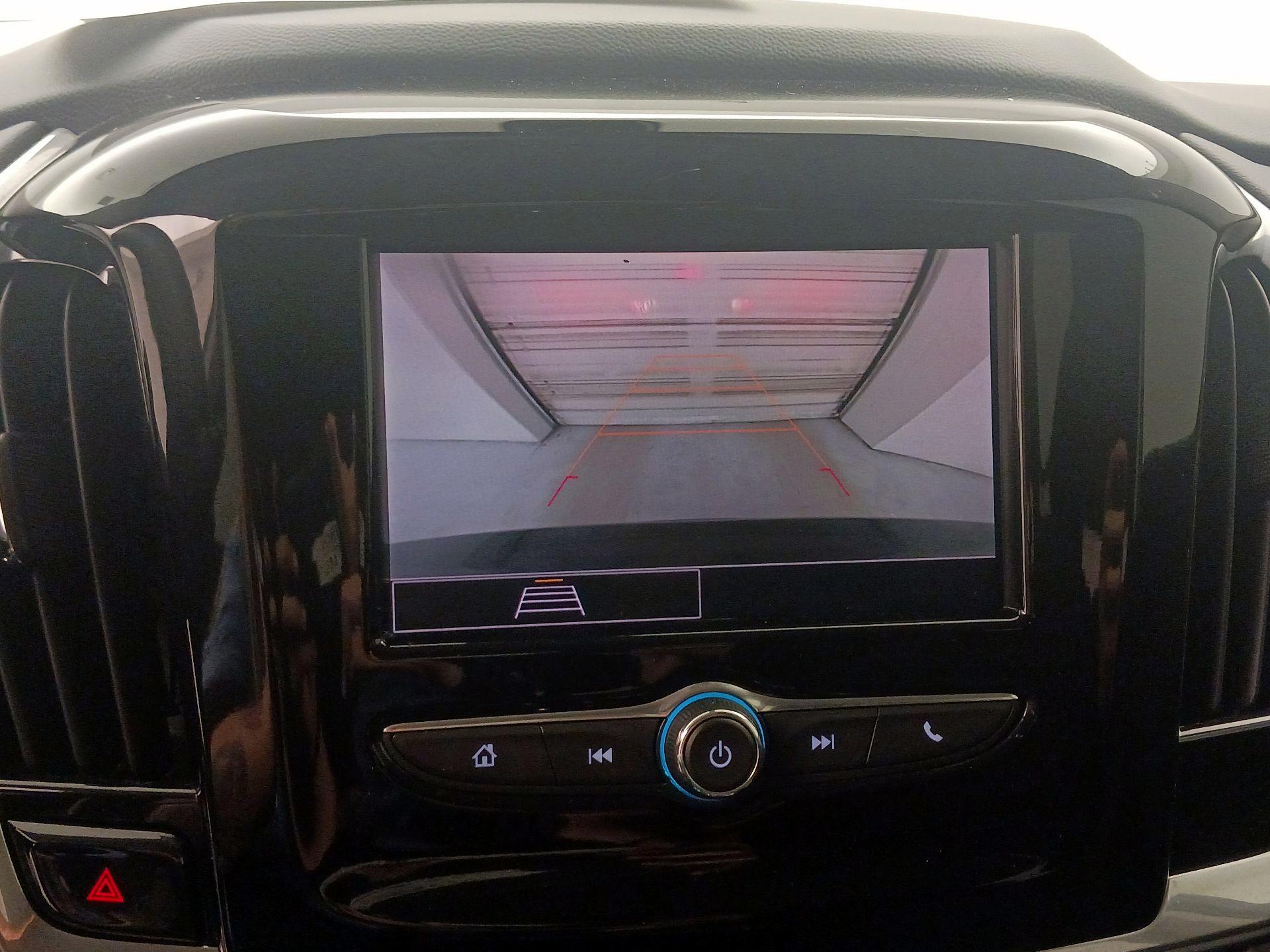 Thumbnail: 2021 Chevrolet Traverse - 14