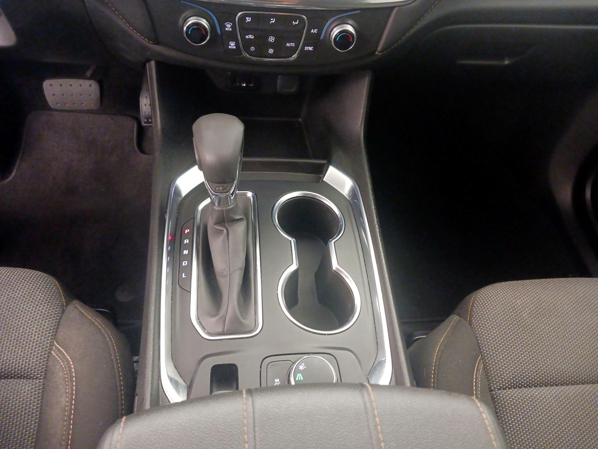 Thumbnail: 2021 Chevrolet Traverse - 17