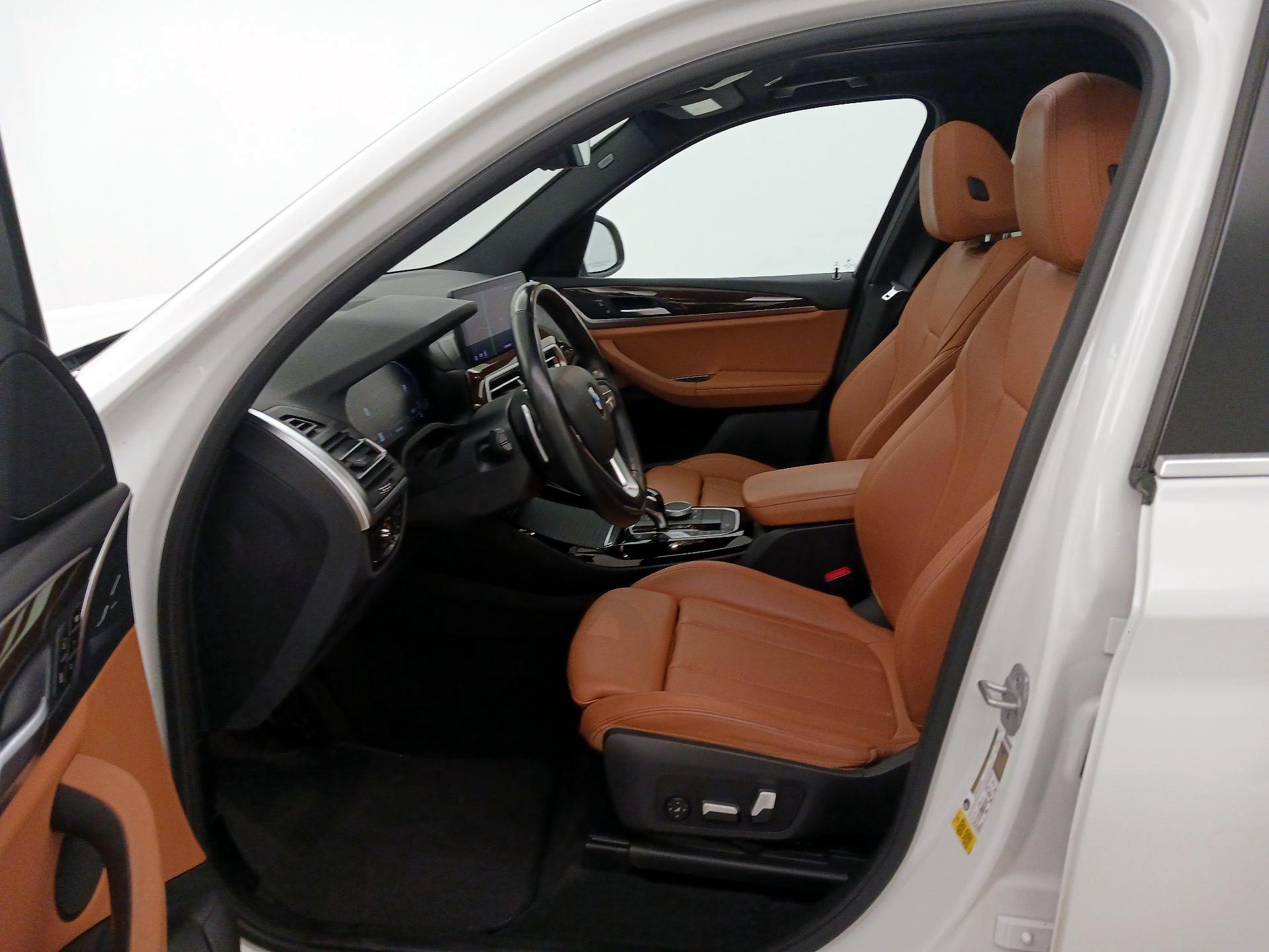 Thumbnail: 2022 BMW X3 - 11