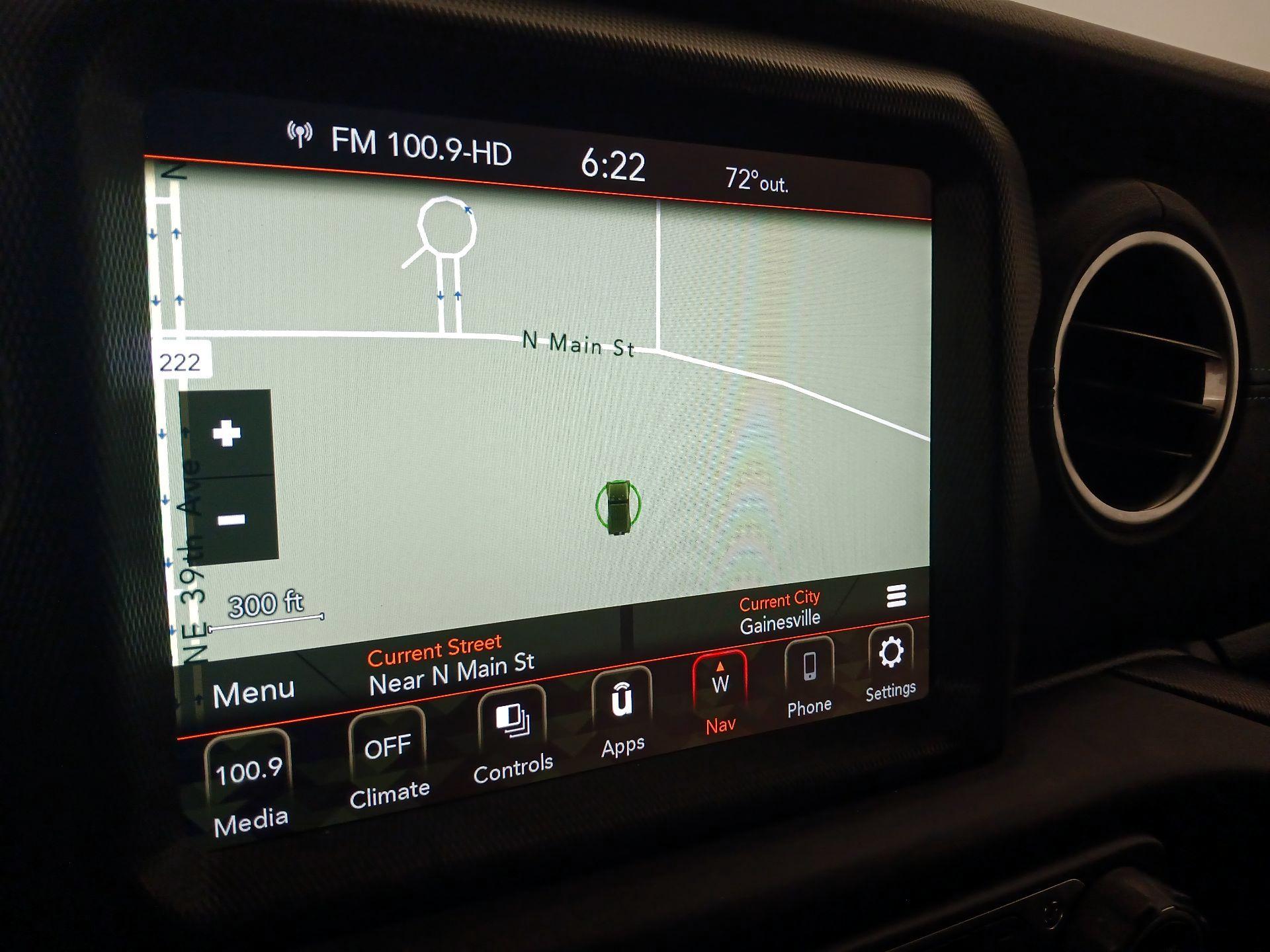 Thumbnail: 2022 Jeep Wrangler - 14