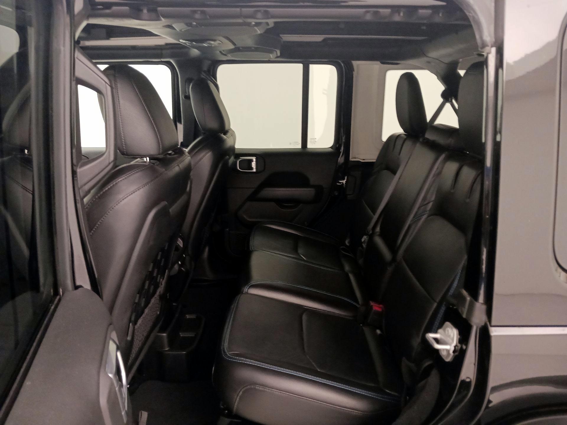 Thumbnail: 2022 Jeep Wrangler - 20