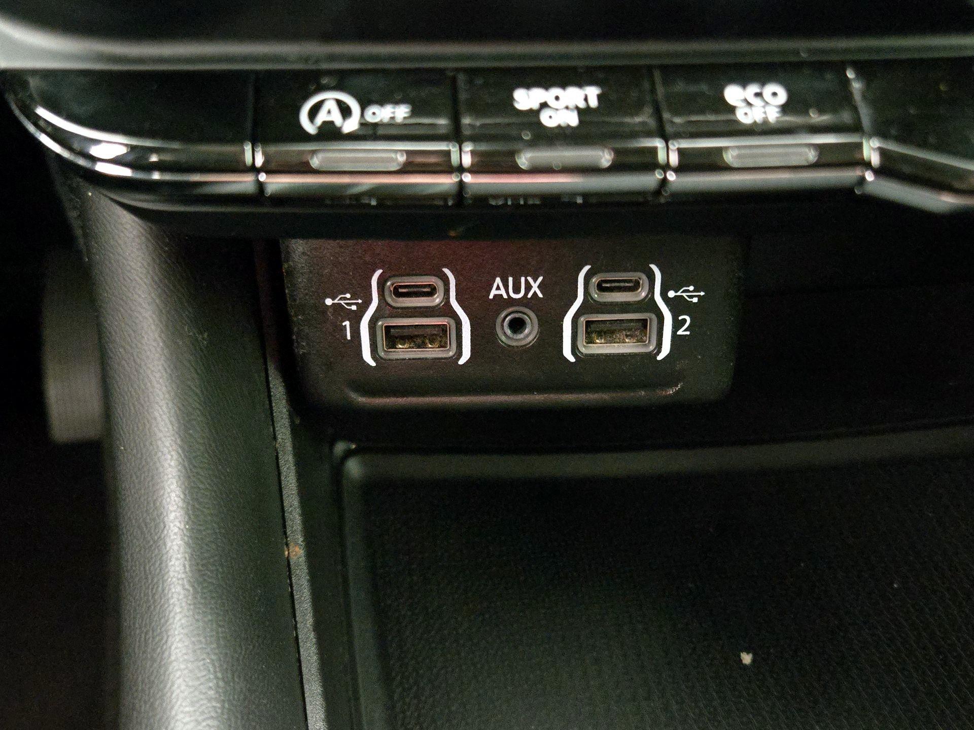 Thumbnail: 2022 Dodge Durango - 18