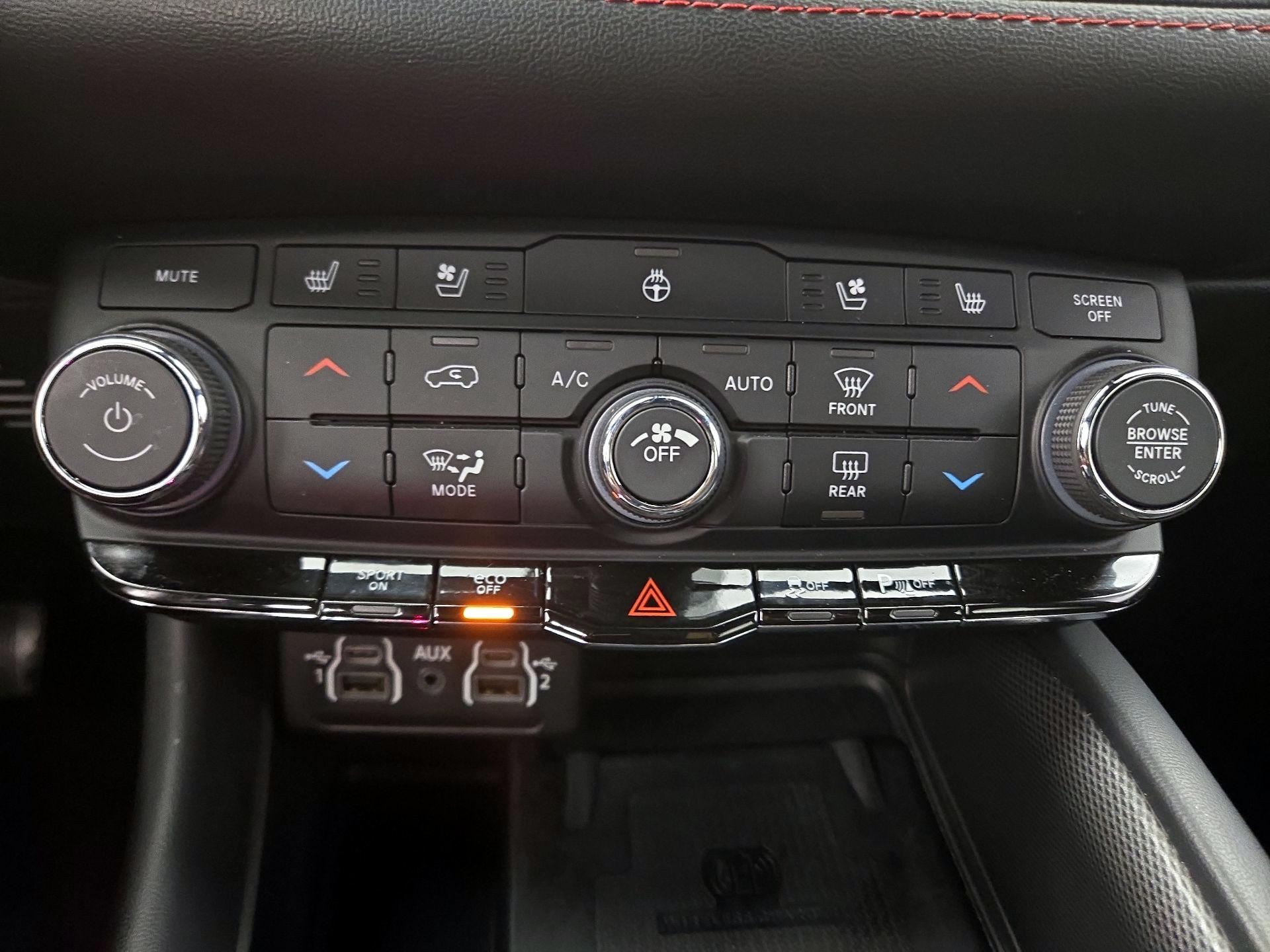 Thumbnail: 2023 Dodge Durango - 17