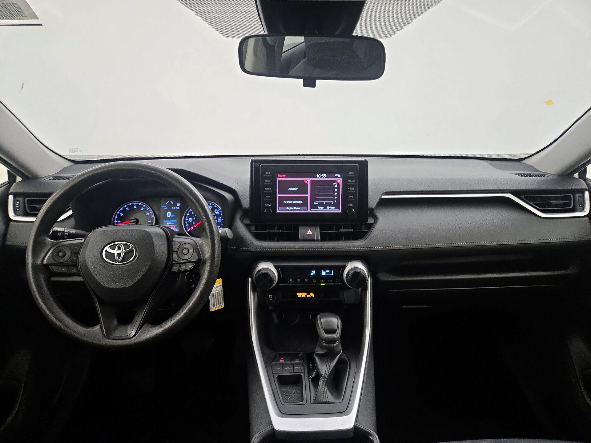 Thumbnail: 2019 Toyota RAV4 - 9