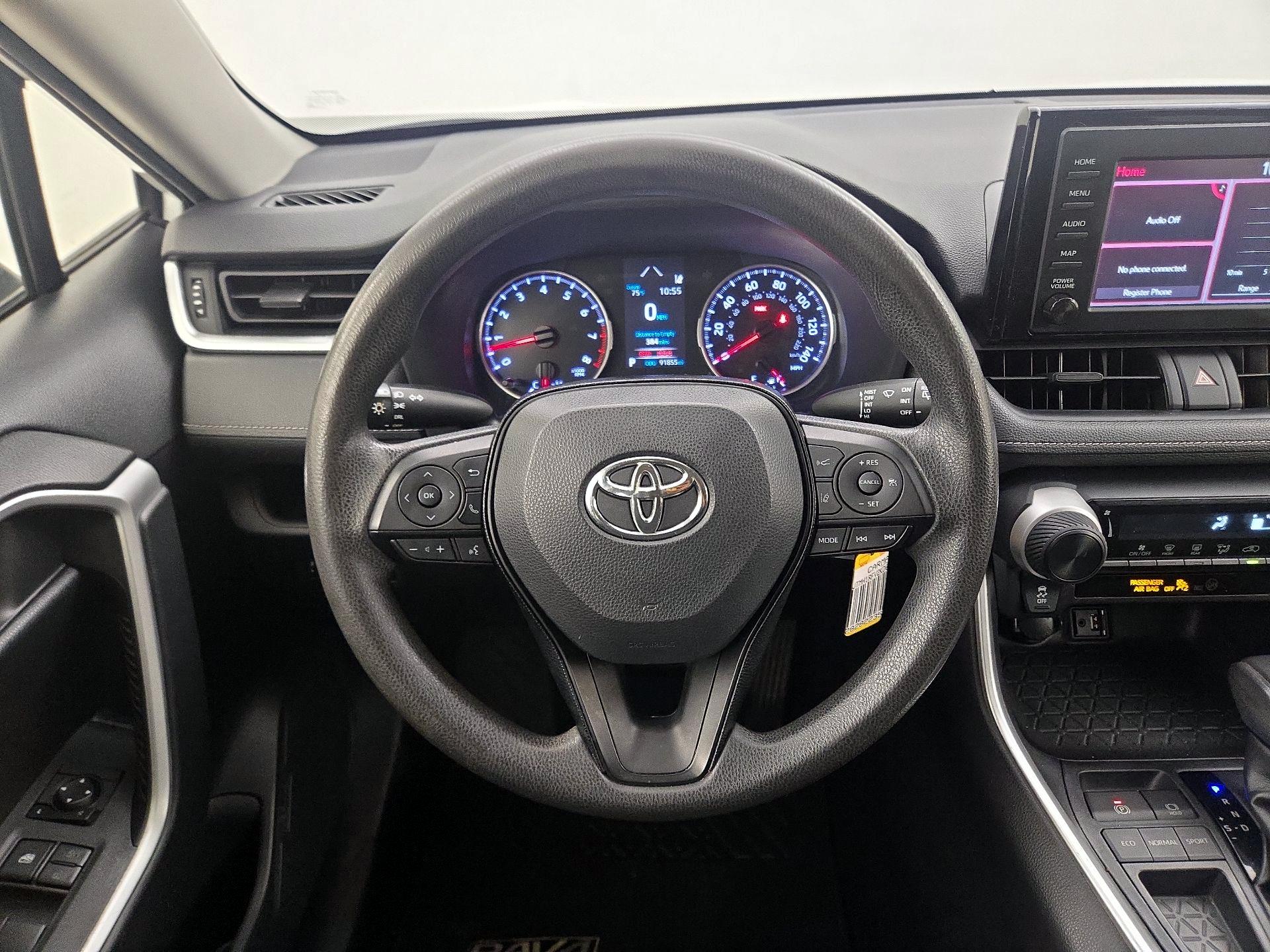 Thumbnail: 2019 Toyota RAV4 - 10