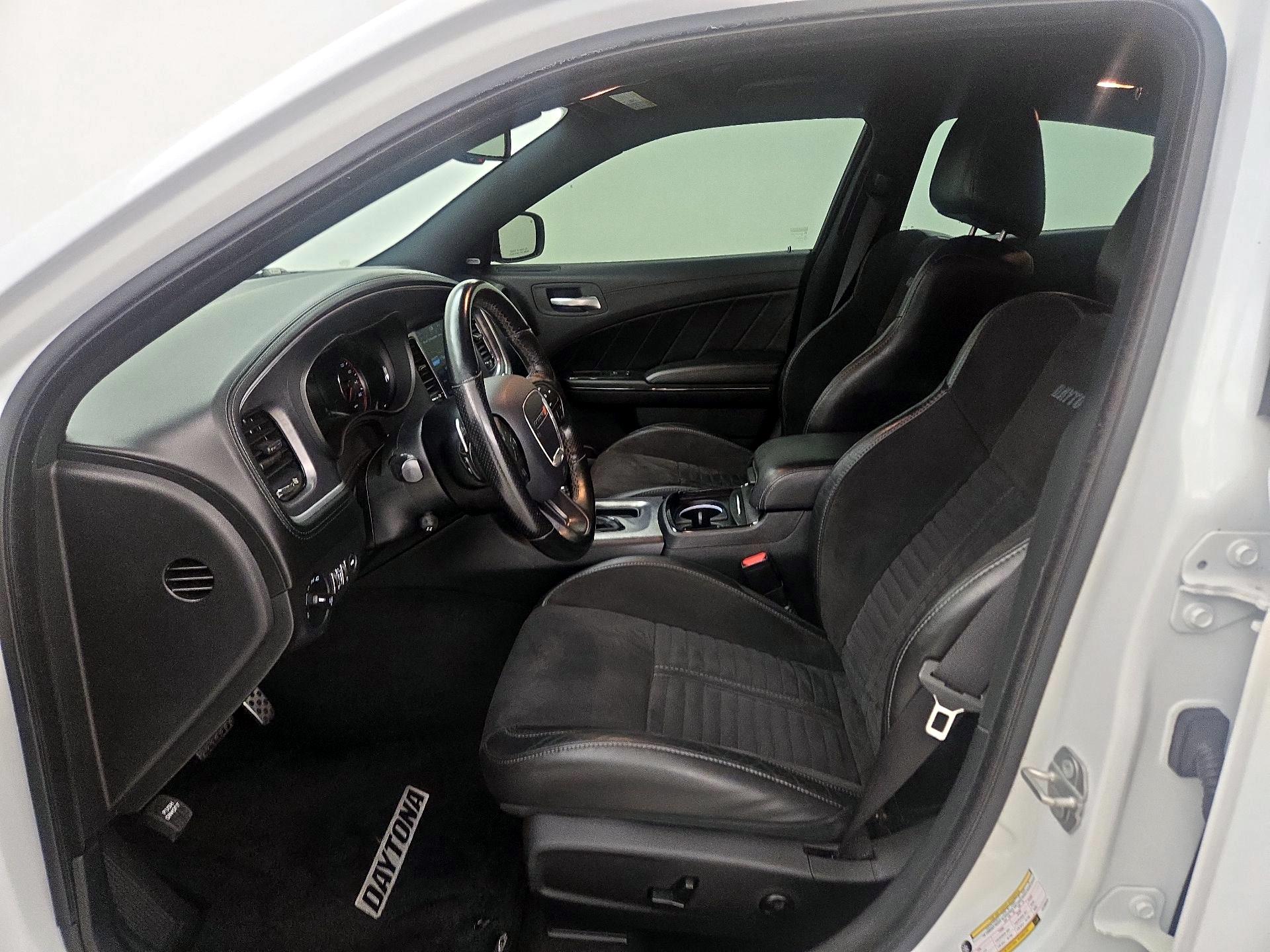 Thumbnail: 2020 Dodge Charger - 11