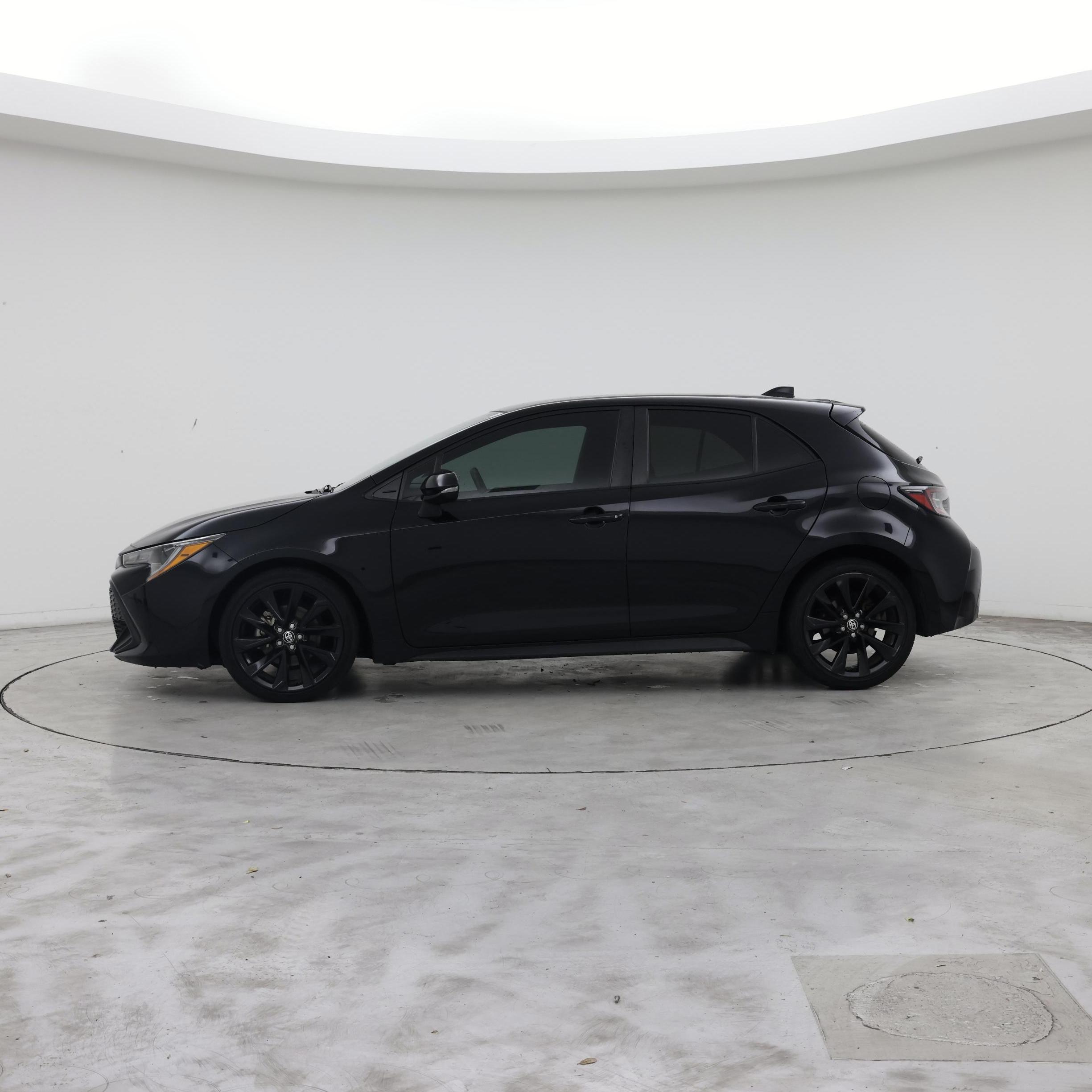 Thumbnail: 2022 Toyota Corolla - 3