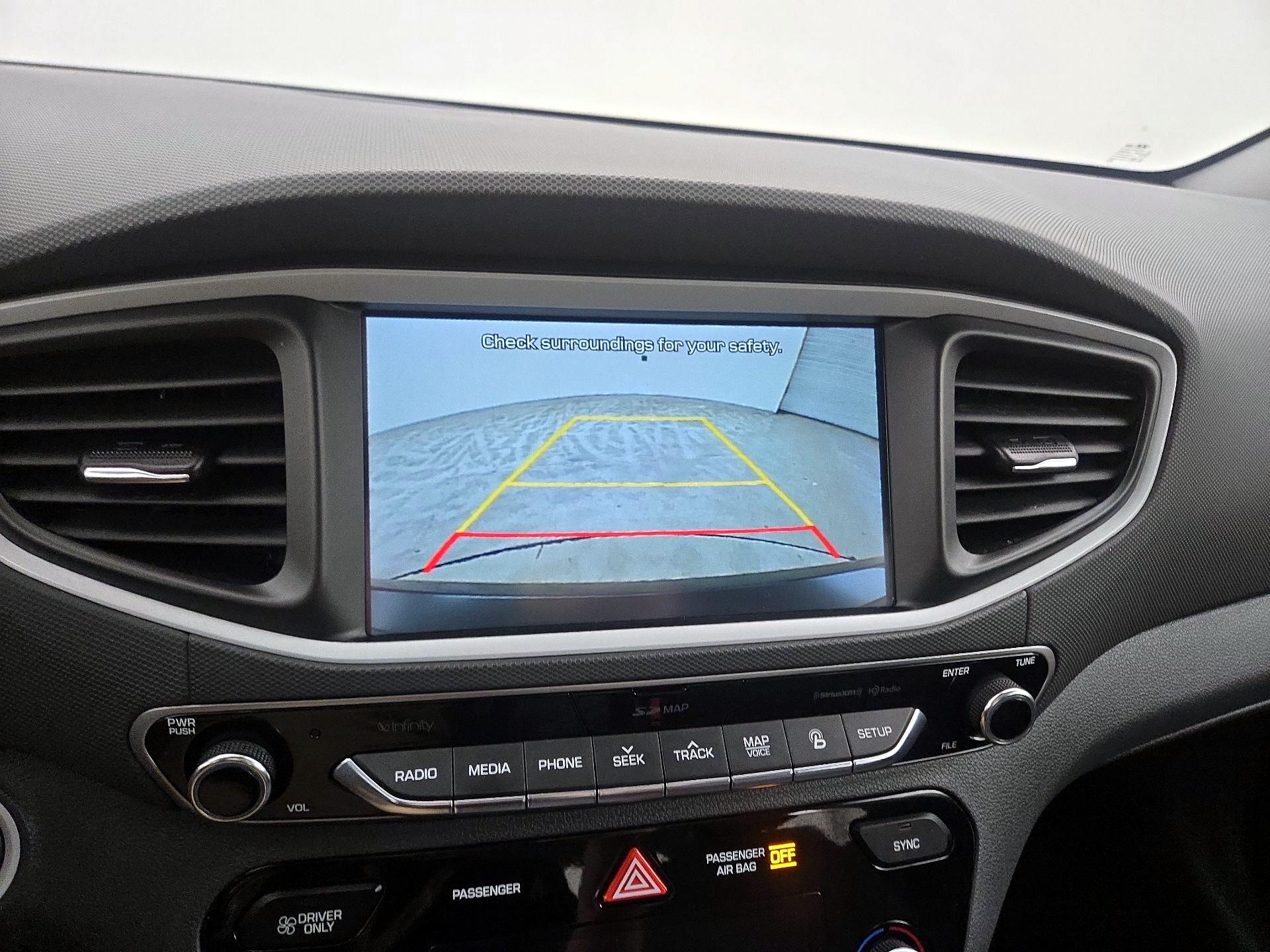 Thumbnail: 2018 Hyundai Ioniq - 15