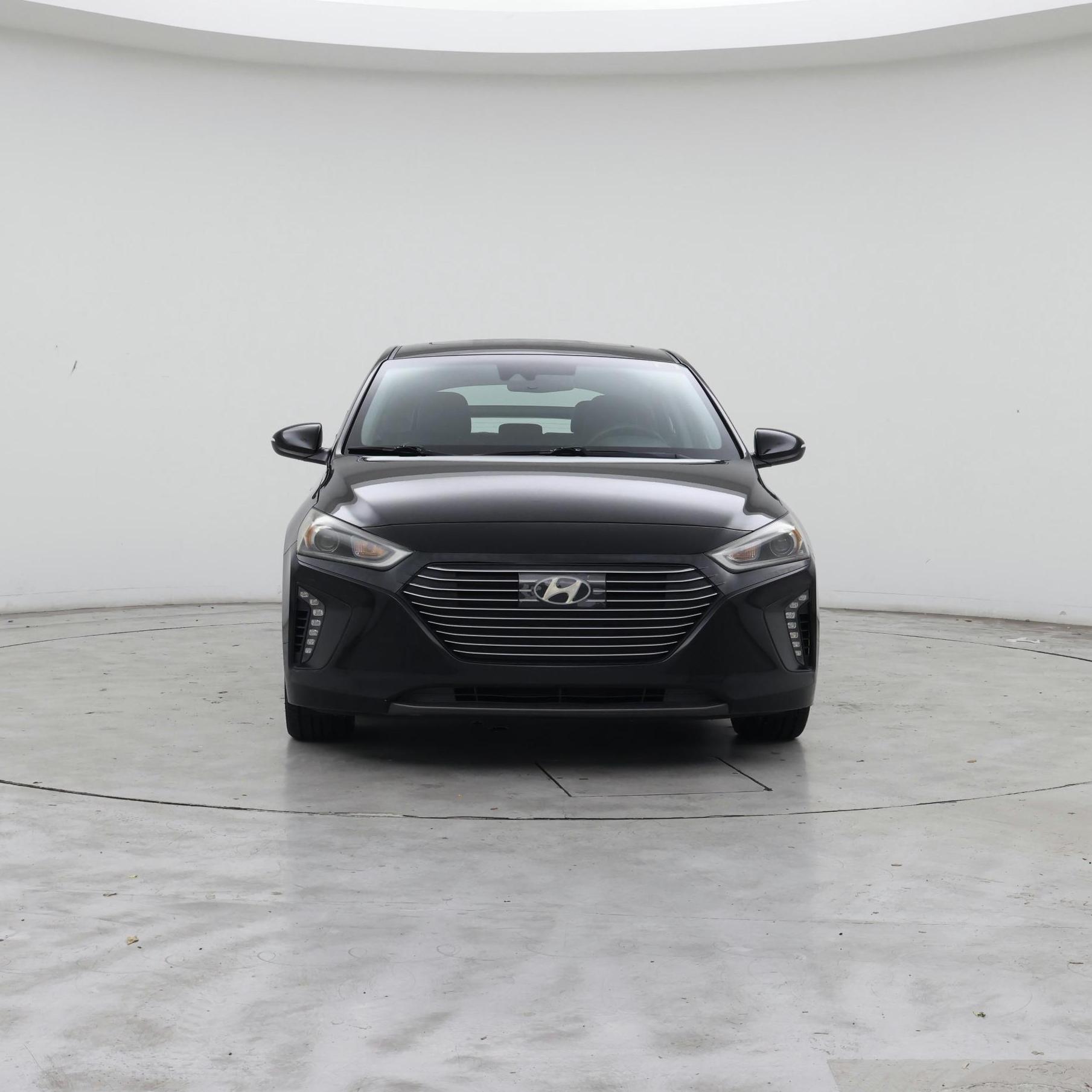 Thumbnail: 2018 Hyundai Ioniq - 5