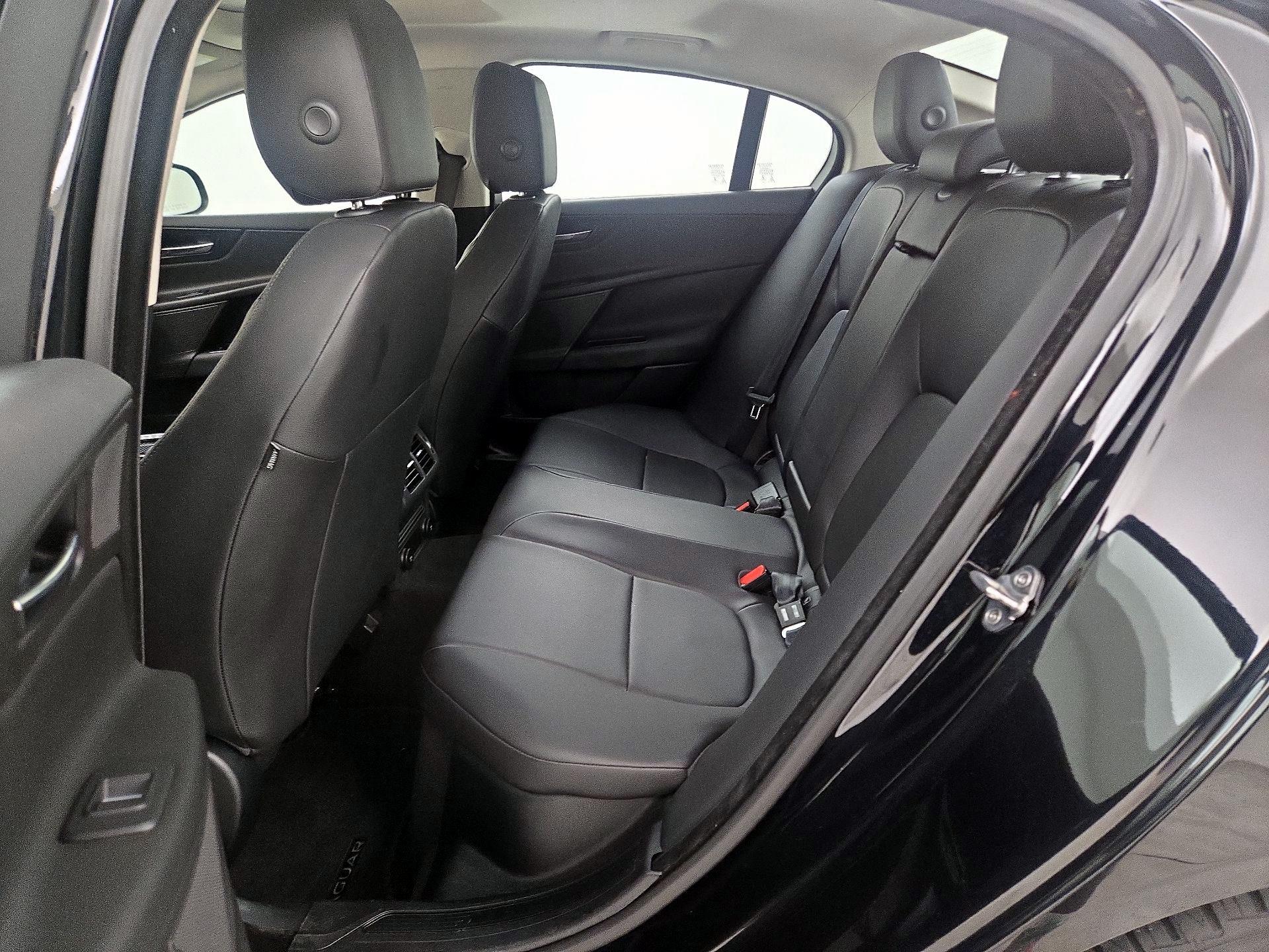 Thumbnail: 2018 Jaguar XE - 20