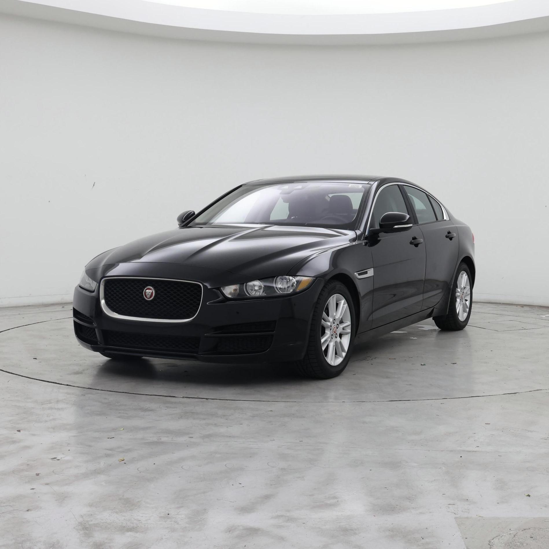 Thumbnail: 2018 Jaguar XE - 4