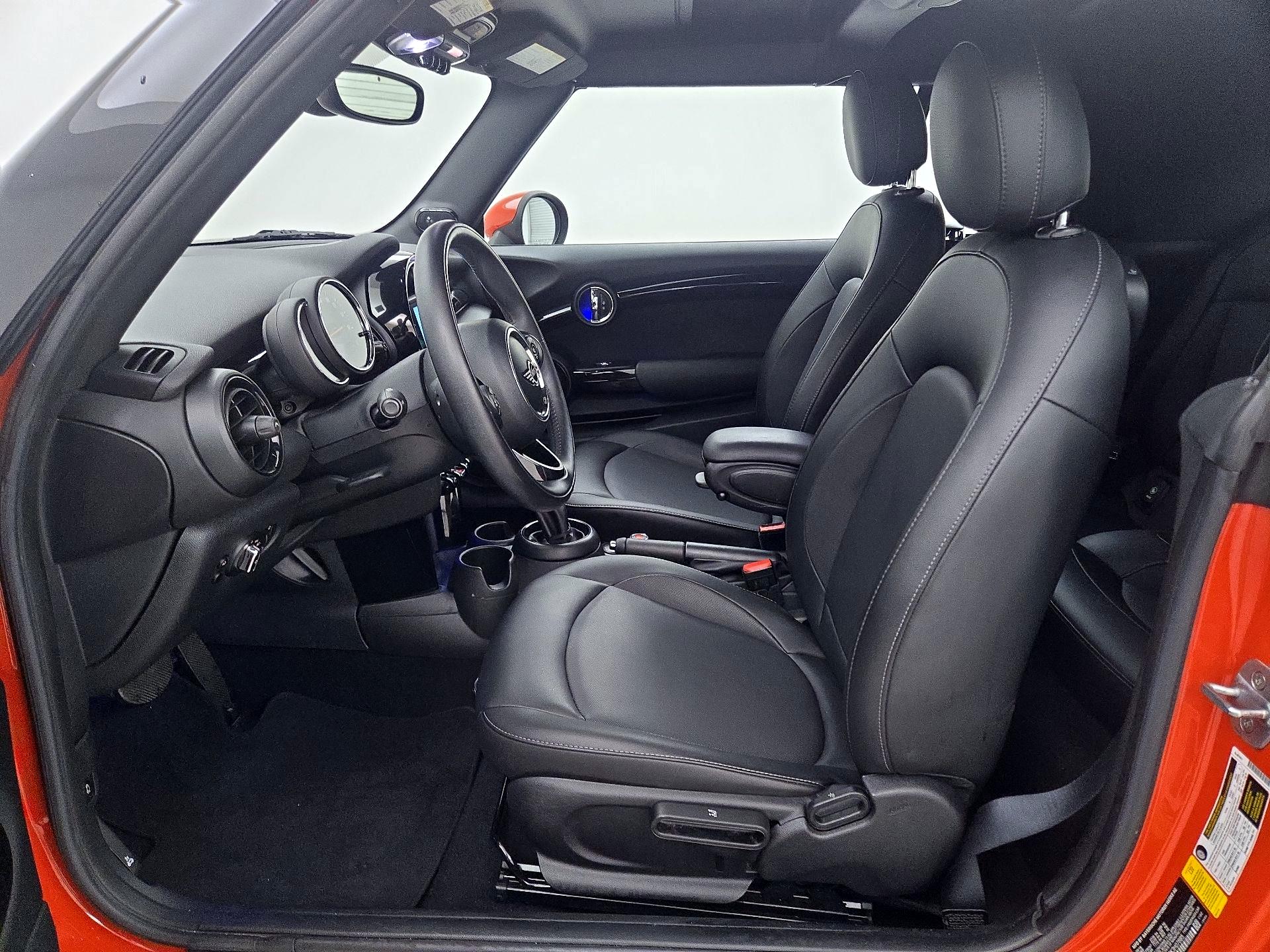 Thumbnail: 2019 MINI Cooper - 11