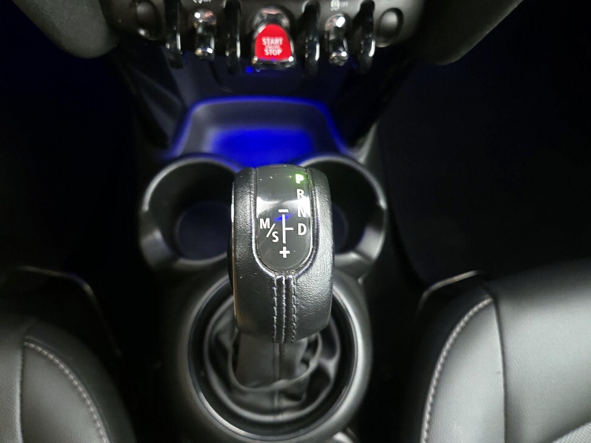 Thumbnail: 2019 MINI Cooper - 17