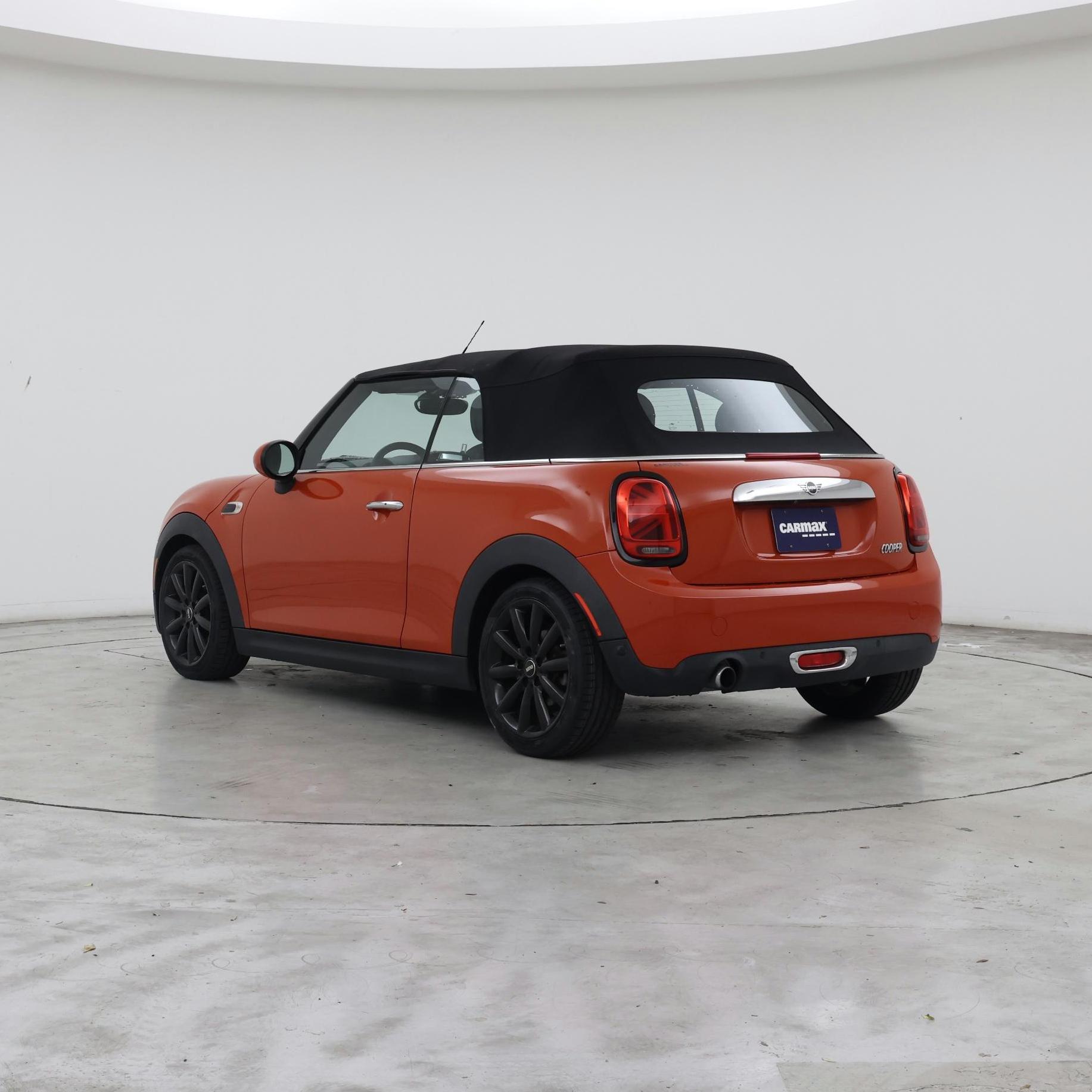 Thumbnail: 2019 MINI Cooper - 2