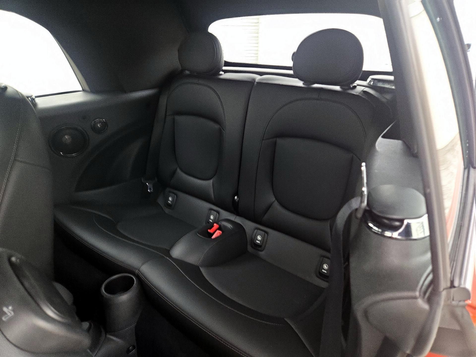 Thumbnail: 2019 MINI Cooper - 19