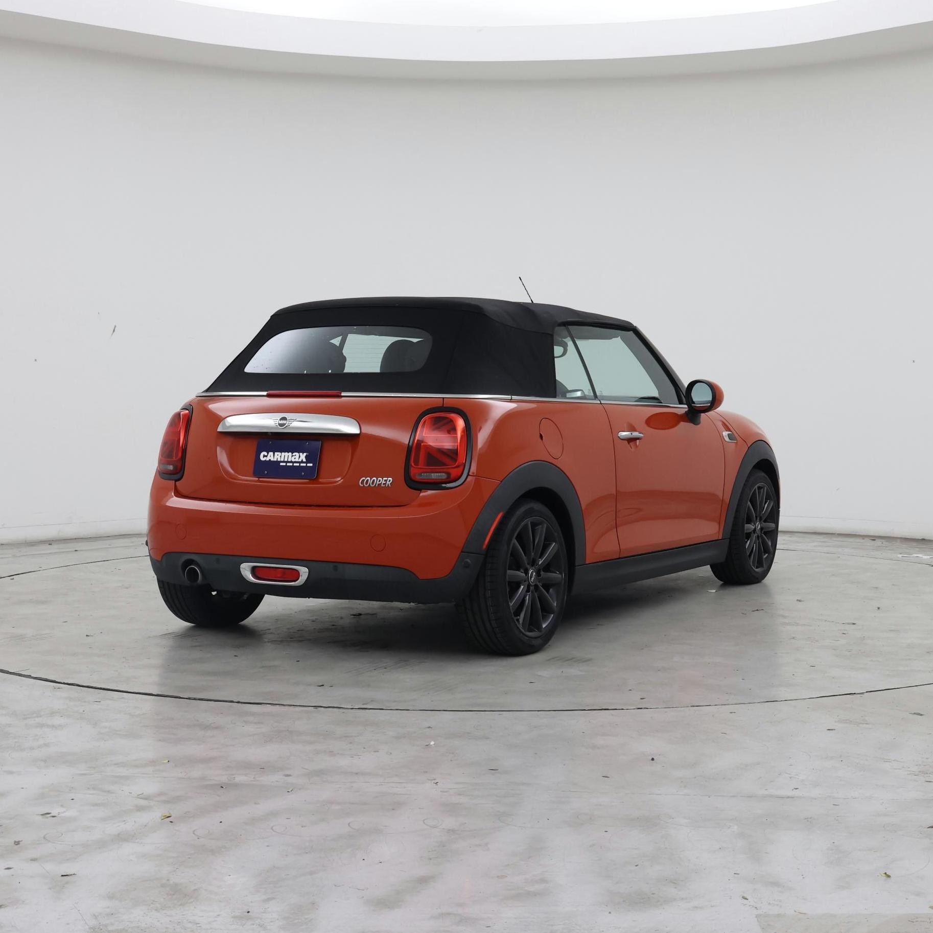 Thumbnail: 2019 MINI Cooper - 8