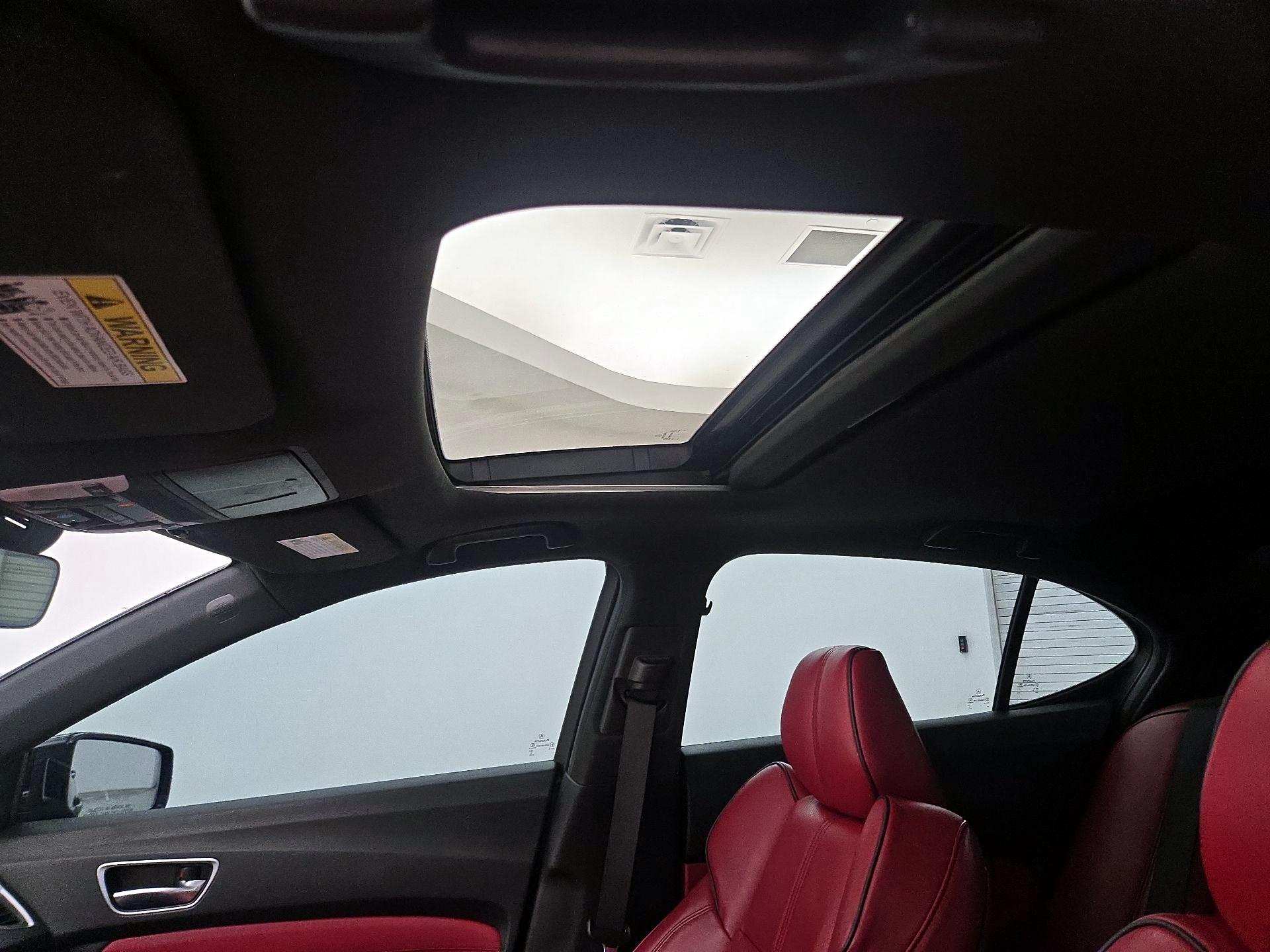 Thumbnail: 2018 Acura TLX - 20