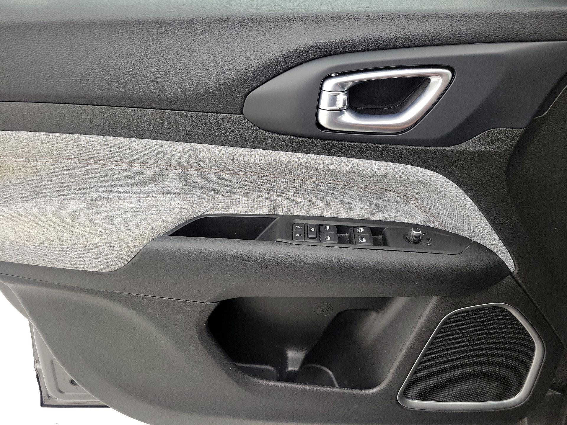 Thumbnail: 2022 Jeep Compass - 12